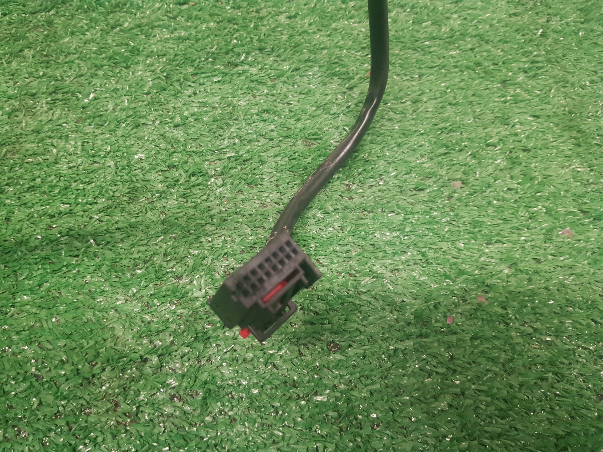 mirror right electrics VOLKSWAGEN PASSAT B6 6 PIN 3C0857934