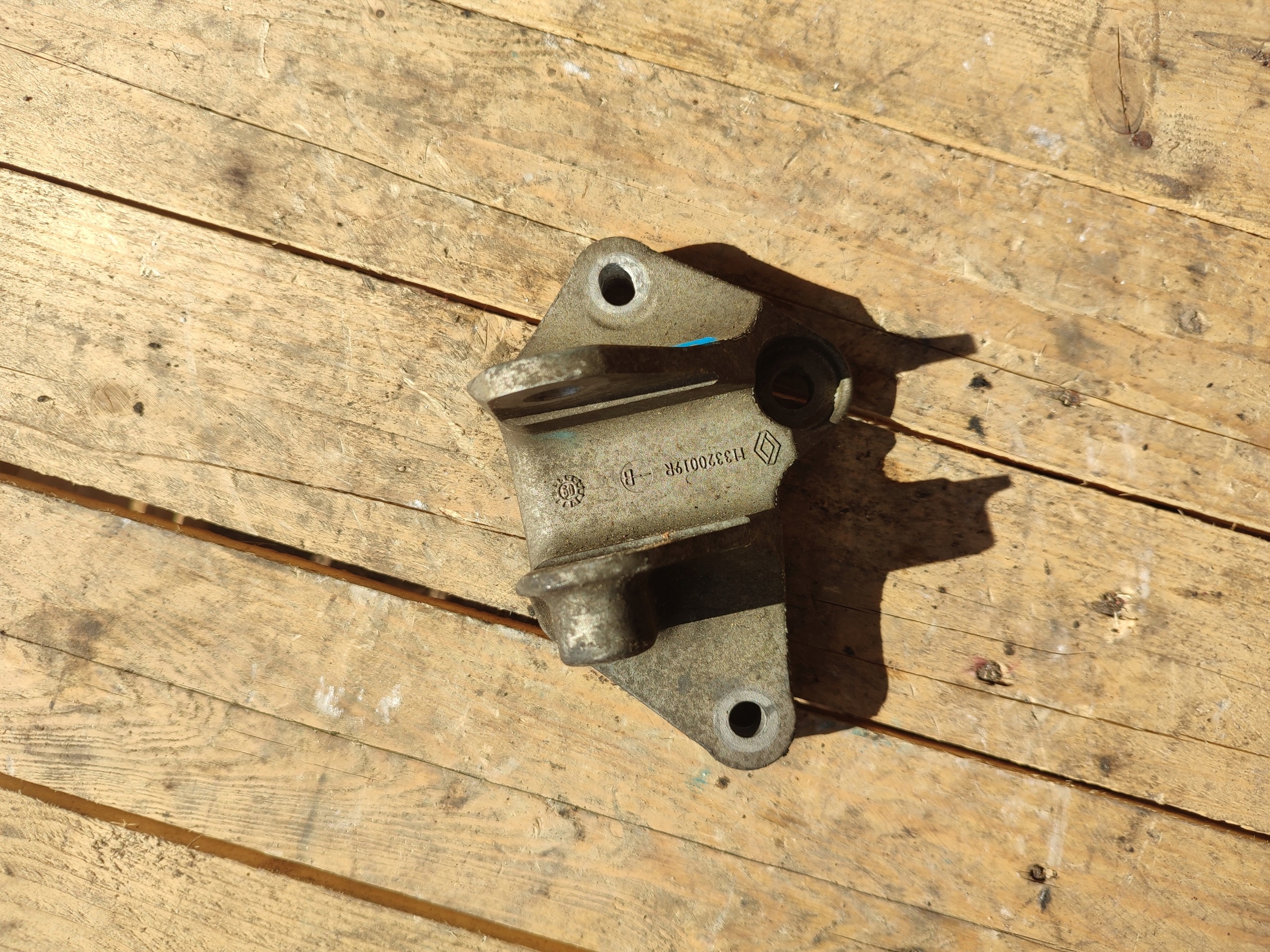 holder engine mount MEGANE III SCENIC III 1.4 TCE 113320019R