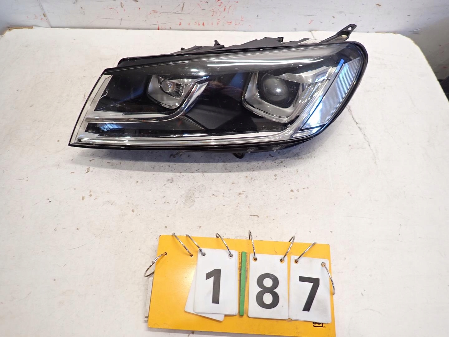 light front front left VW TOUAREG II II LIFT 2014- BI-XENON 7P1941033A
