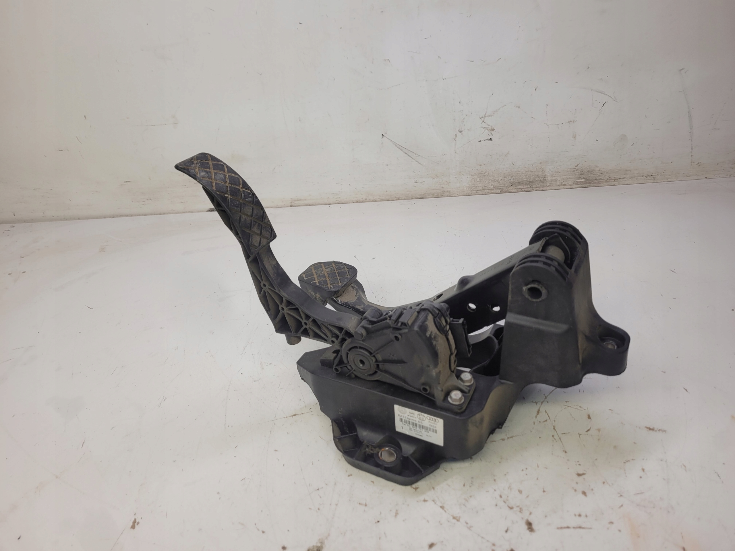 pedals support AUDI A1 VW SEAT SKODA 6R1721058