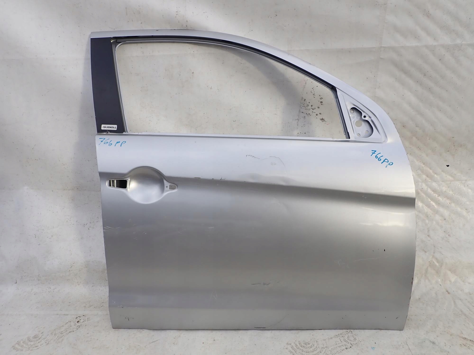 MITSUBISHI ASX and 10-22 door front front right