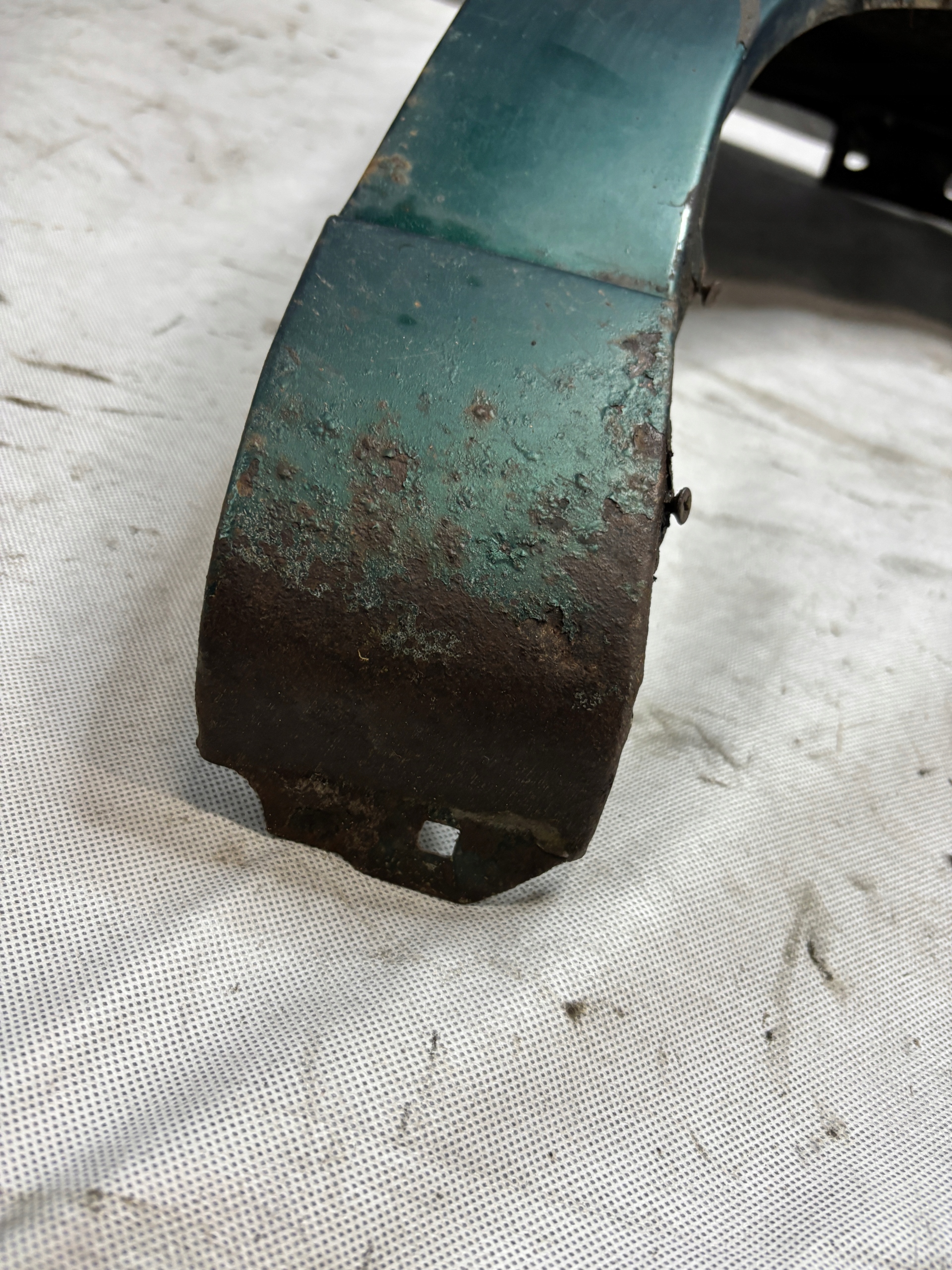 fender right front Volkswagen Golf III 3 k: LC6P