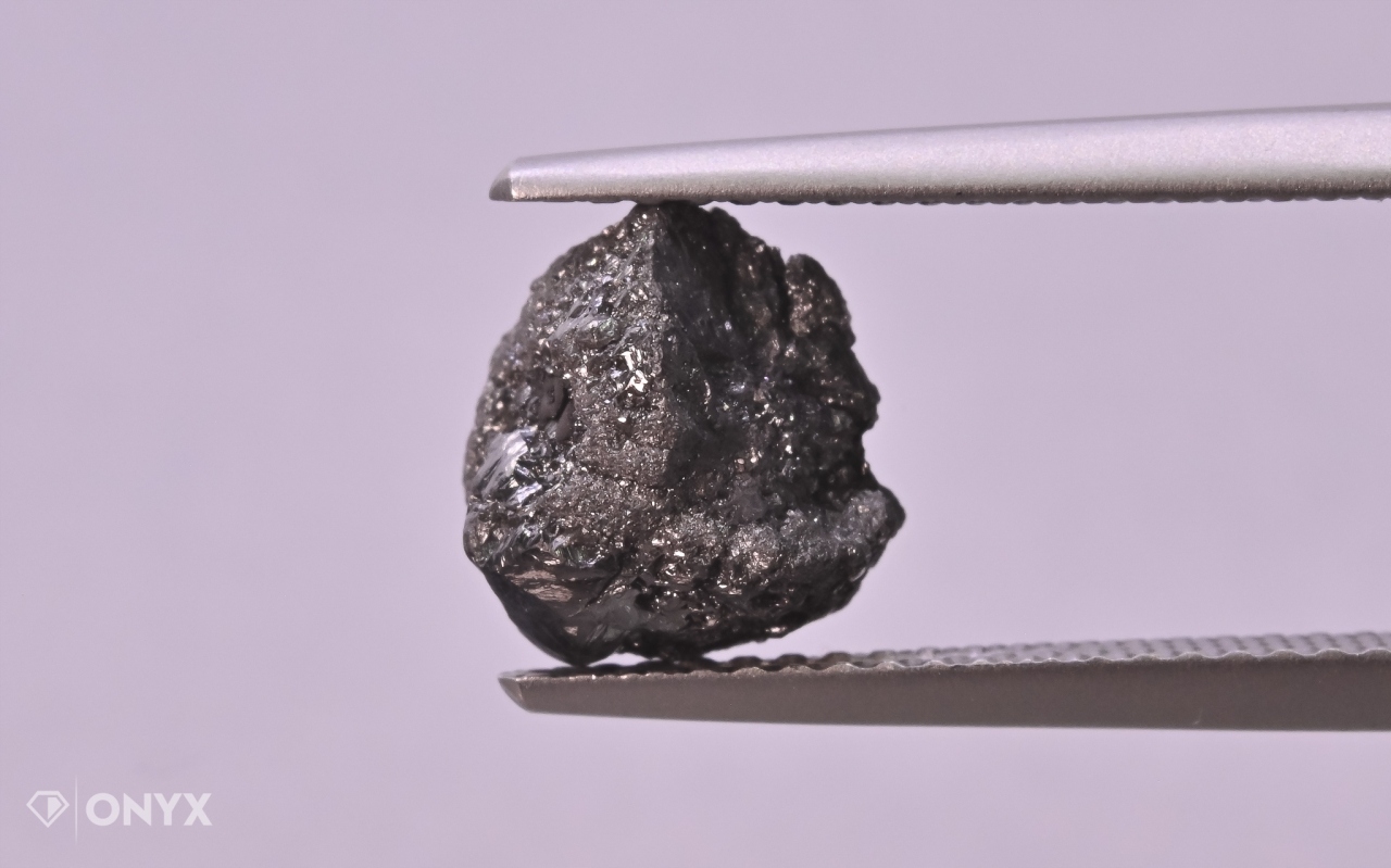 Diamantová černá hrudka 9x8 mm