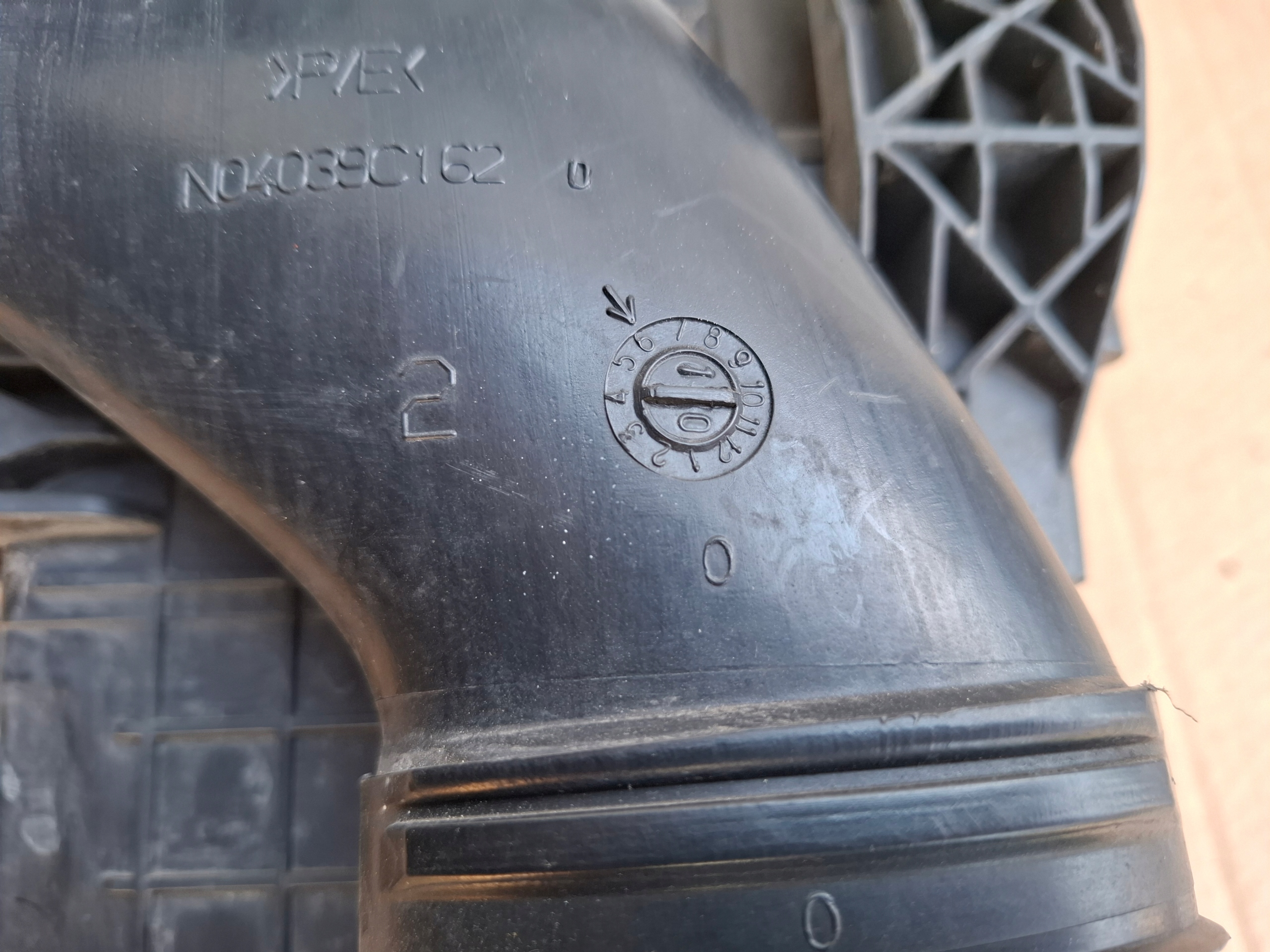 Gehäuse filter luft FORD FIESTA MK7 AV21-9600-AA 1.4 TDCI