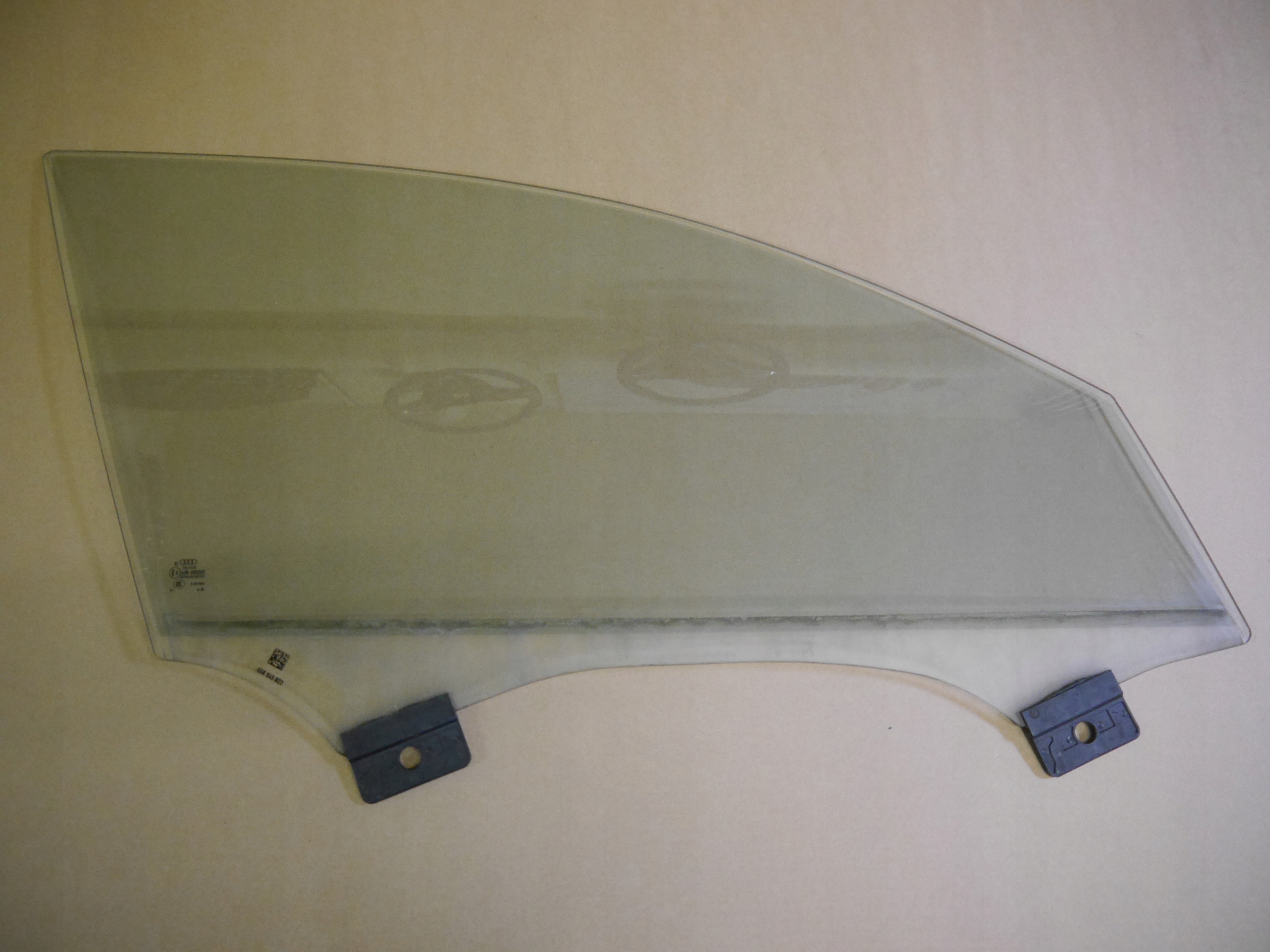 AUDI A6 C7 скло двері подвійне 4g0845022