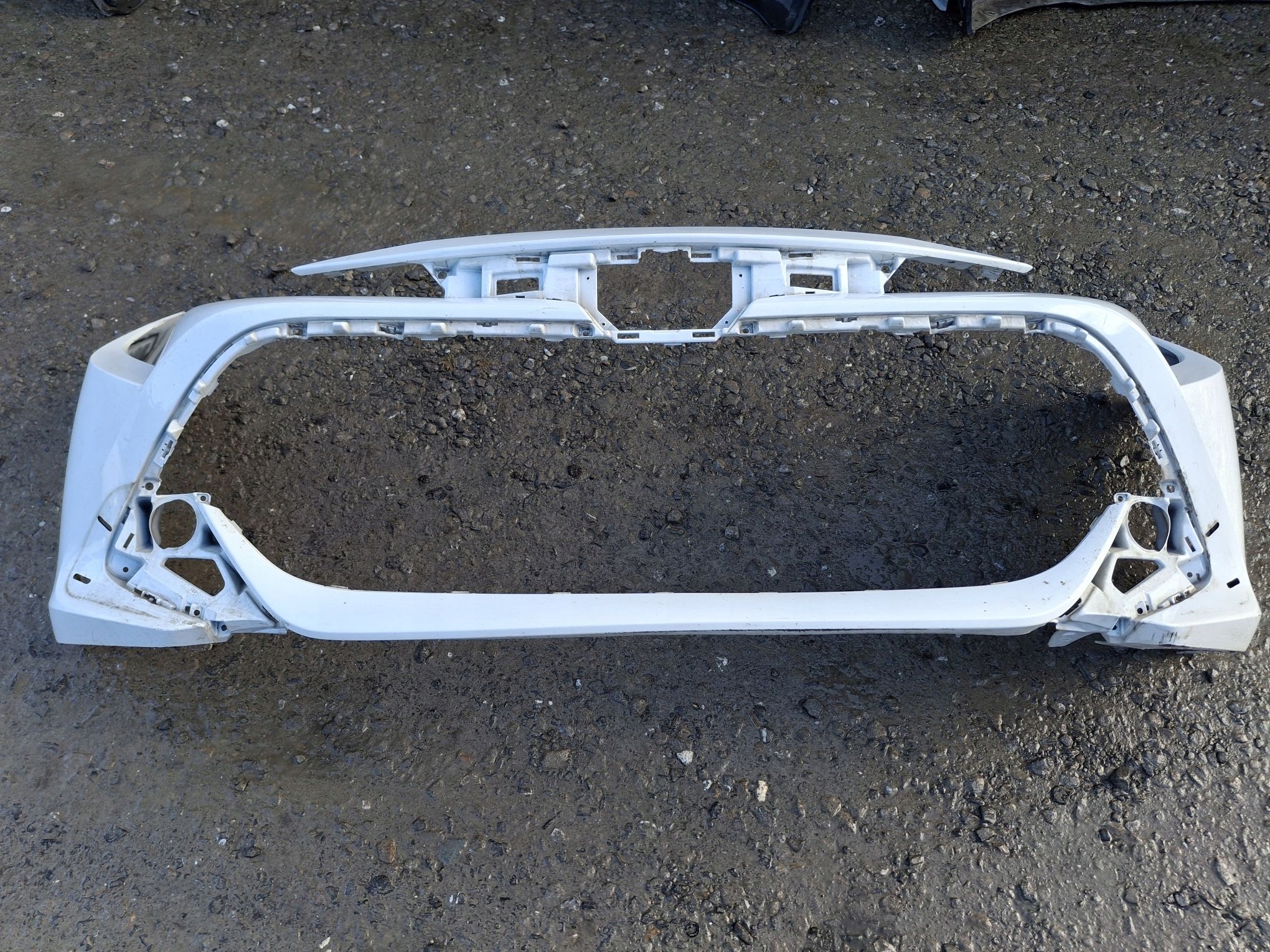 Frontstoßstange TOYOTA COROLLA XII E21 LIFT 2022R->