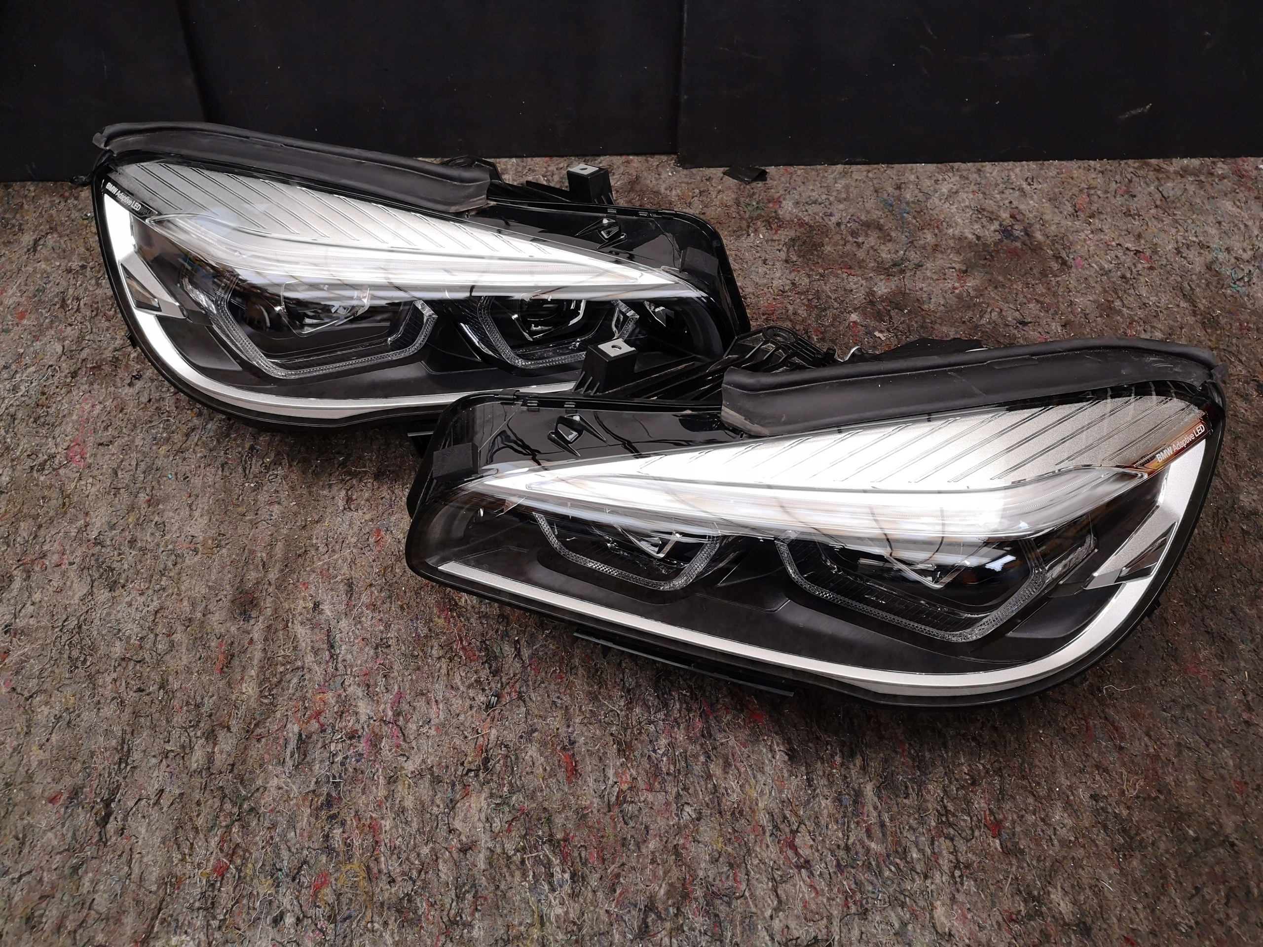 LAMPY PRZÓD BMW F45 F46 LCI ADAPTIVE LED L+R