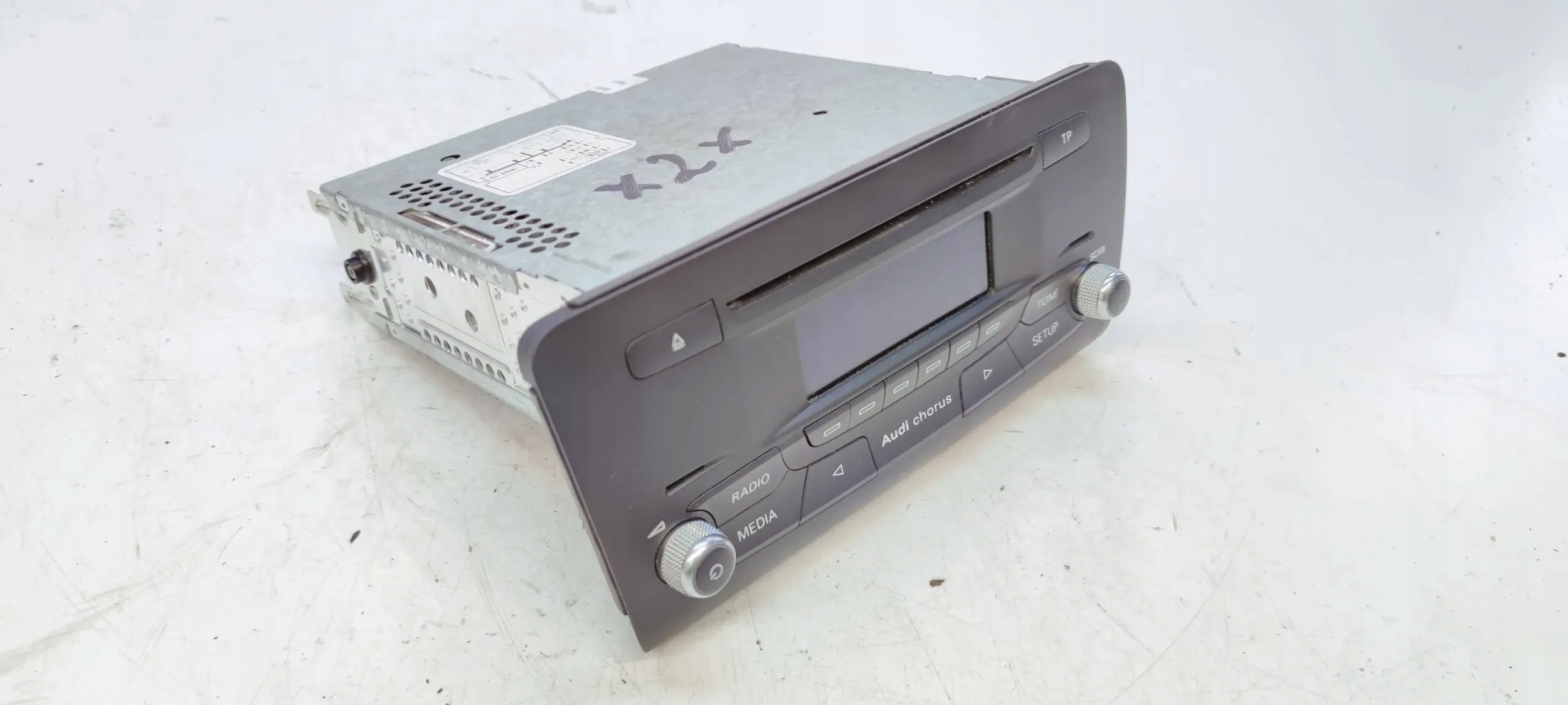 RADIO AUDI CHORUS AUDI A1 8X 8X0035160A ***2***
