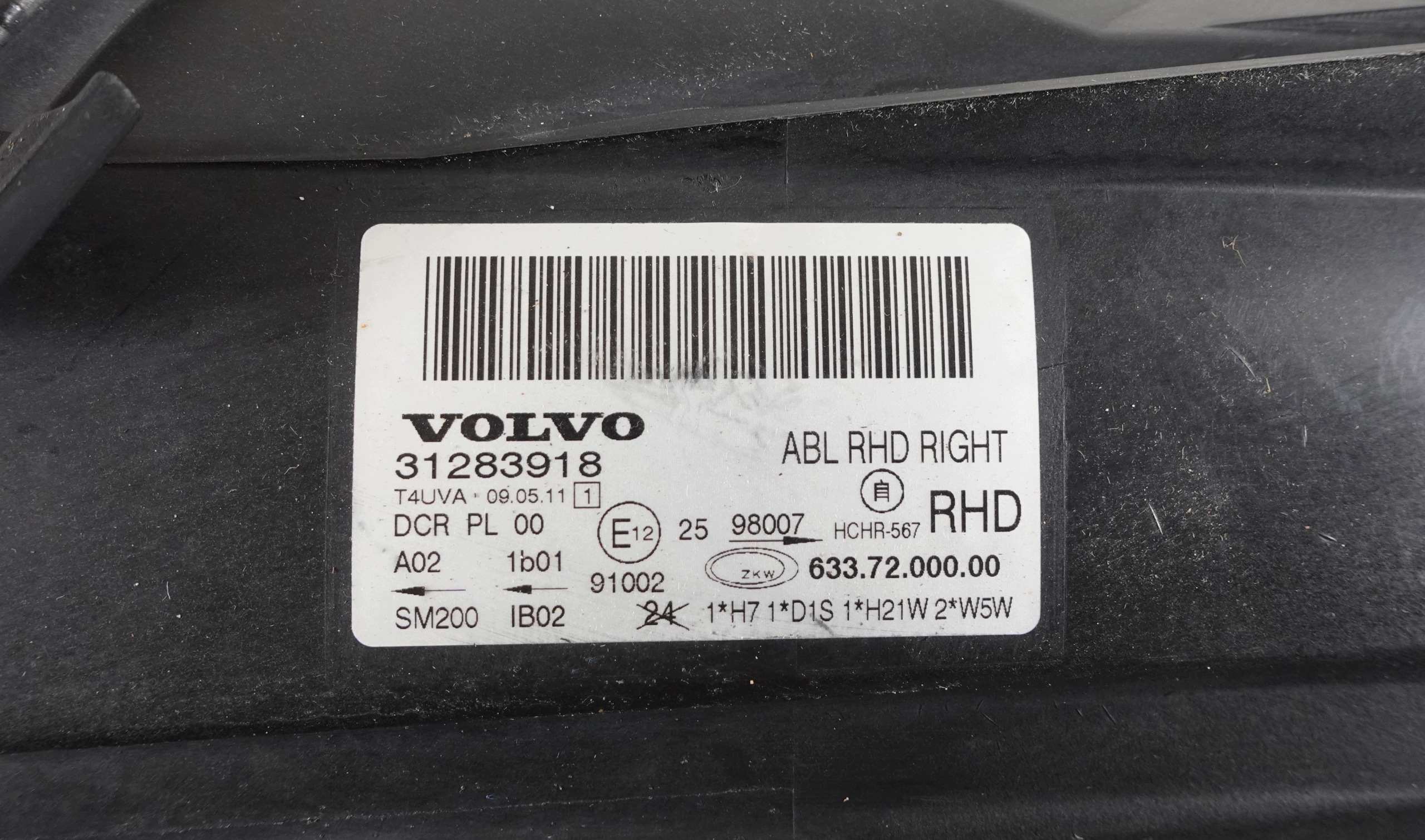 light right front right front VOLVO S80 2 II V70 3 III 06-11 XENON RHD