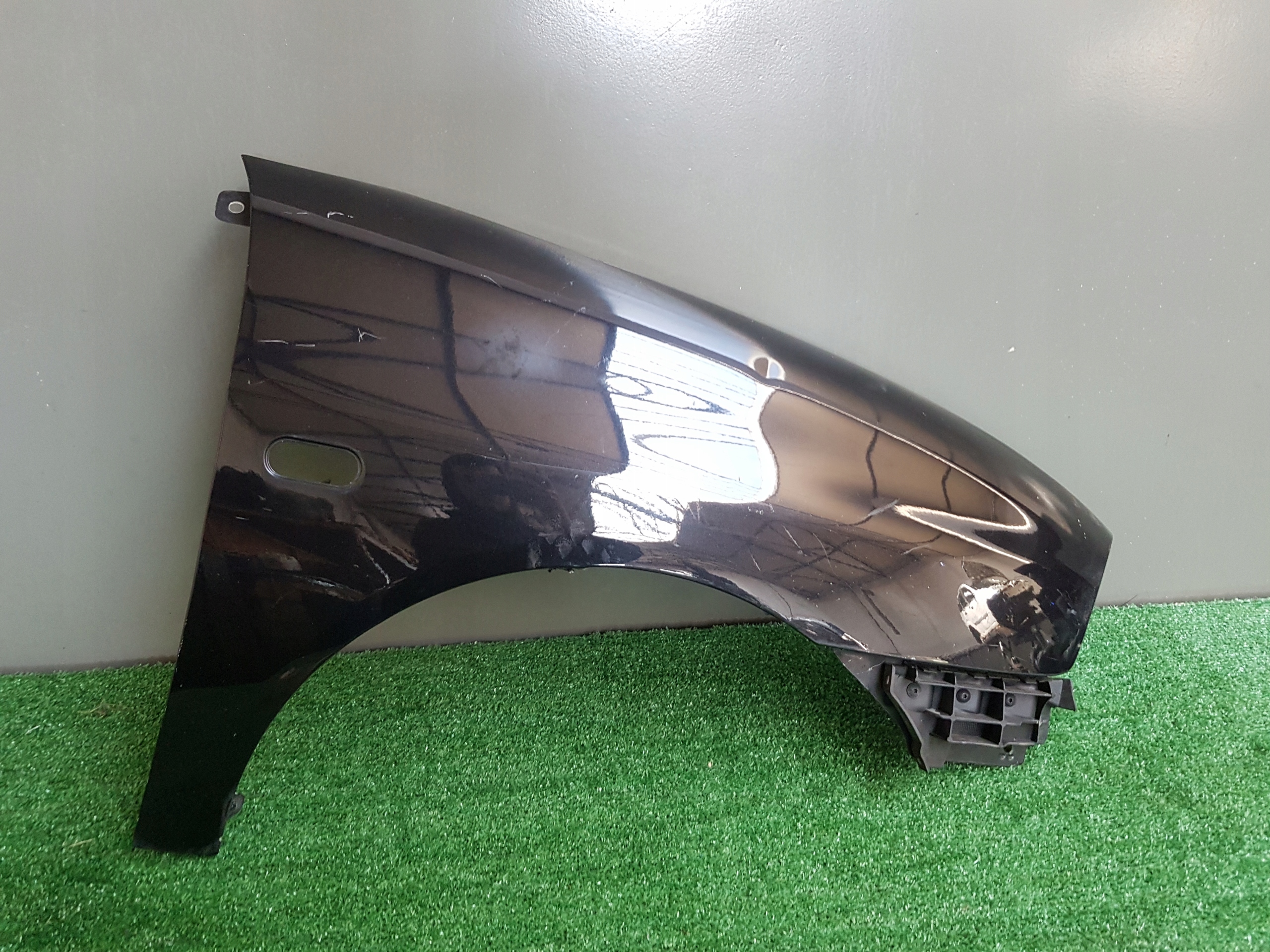 fender right front SEAT IBIZA 3