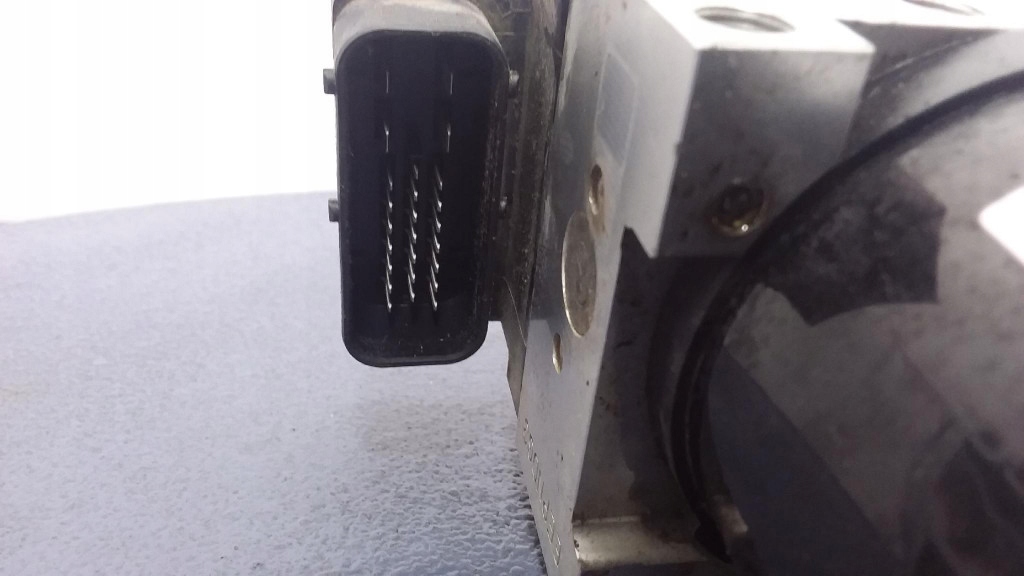 kia PICANTO I 1.1 b насос ABS 58910-07300