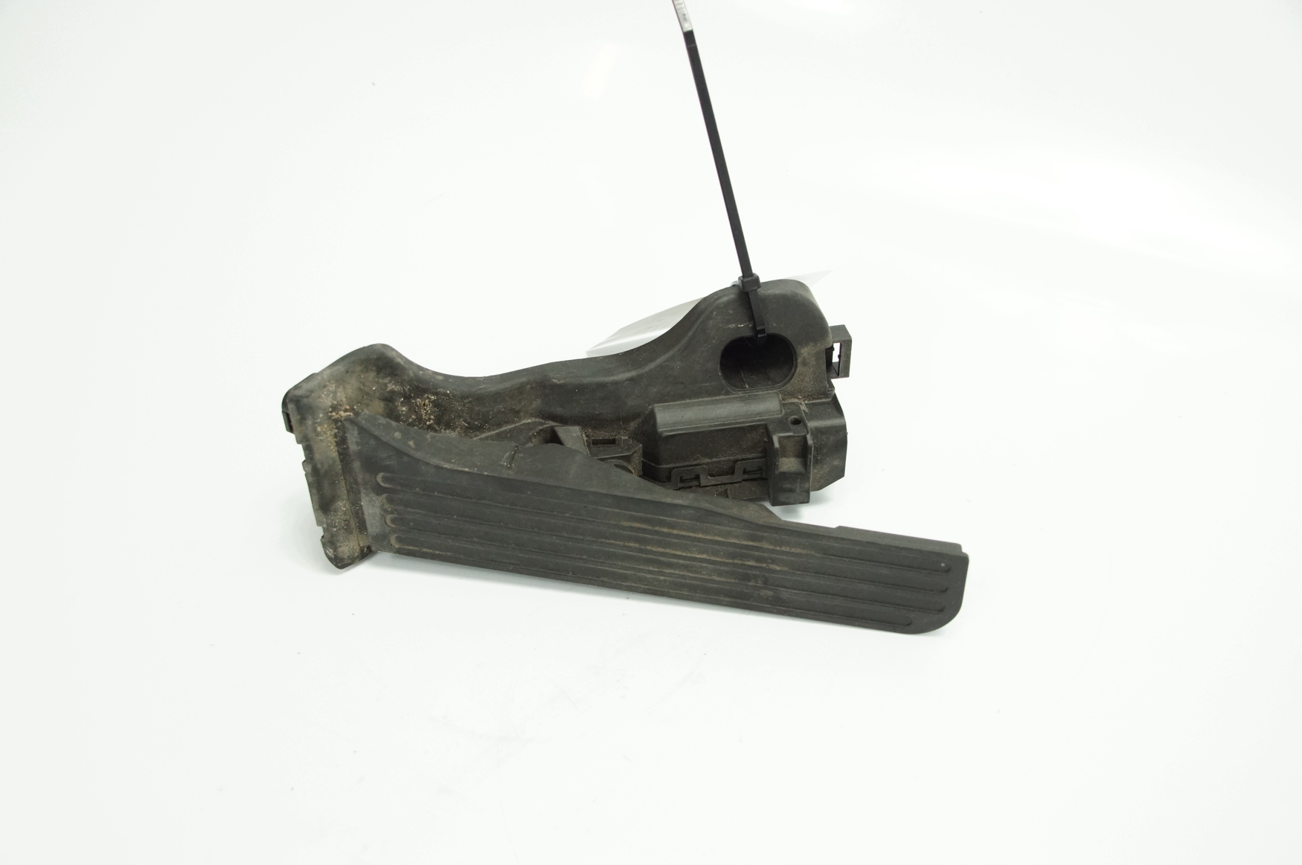 PEDAL 6PV008600-00 AUDI A3 8P