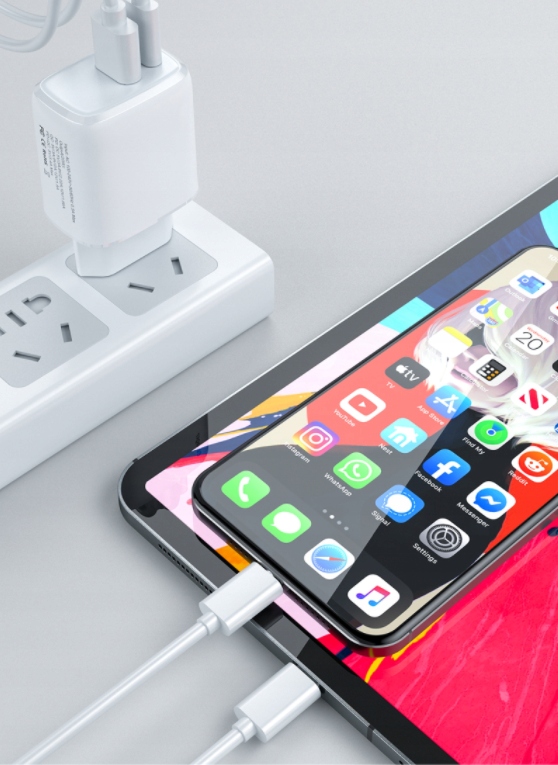ŁADOWARKA SIECIOWA KOSTKA 20W USB-C USB do telefonu iPhone Fast Charging Stan opakowania oryginalne