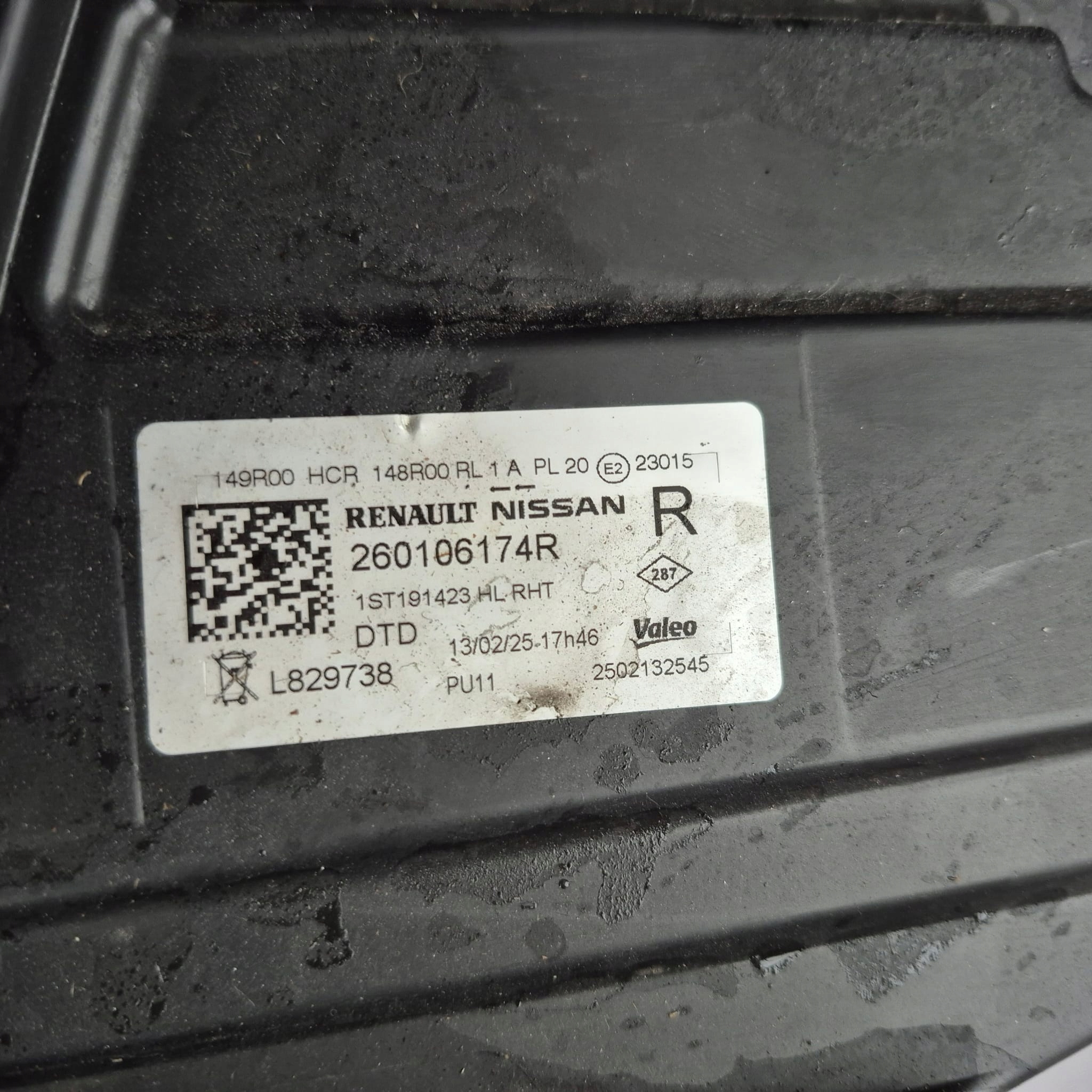 RENAULT MASTER IV 4 24- light right front front FULL LED 260106174R