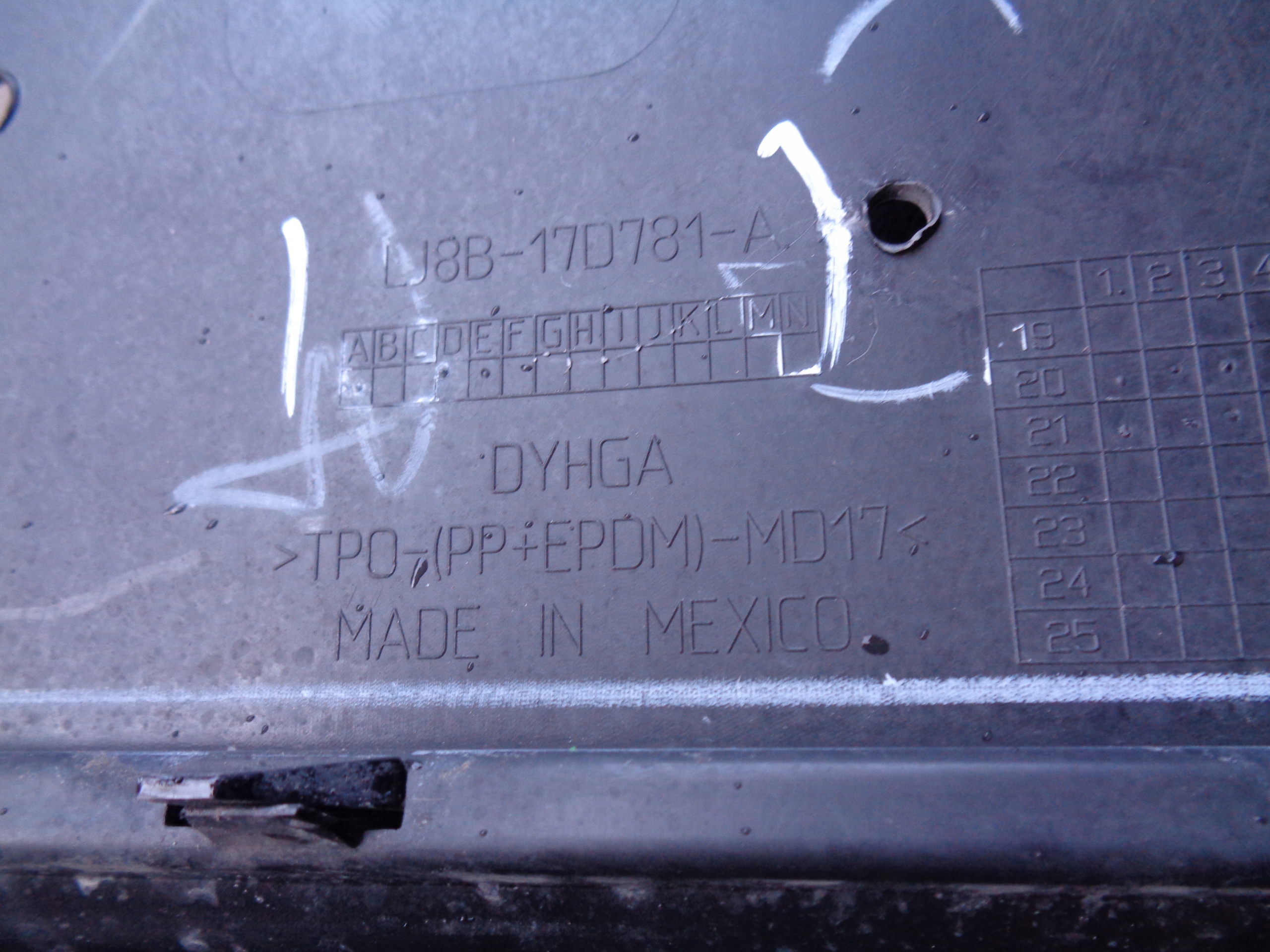 bumper rear FORD MUSTANG MACH E 21- GT NR 44857