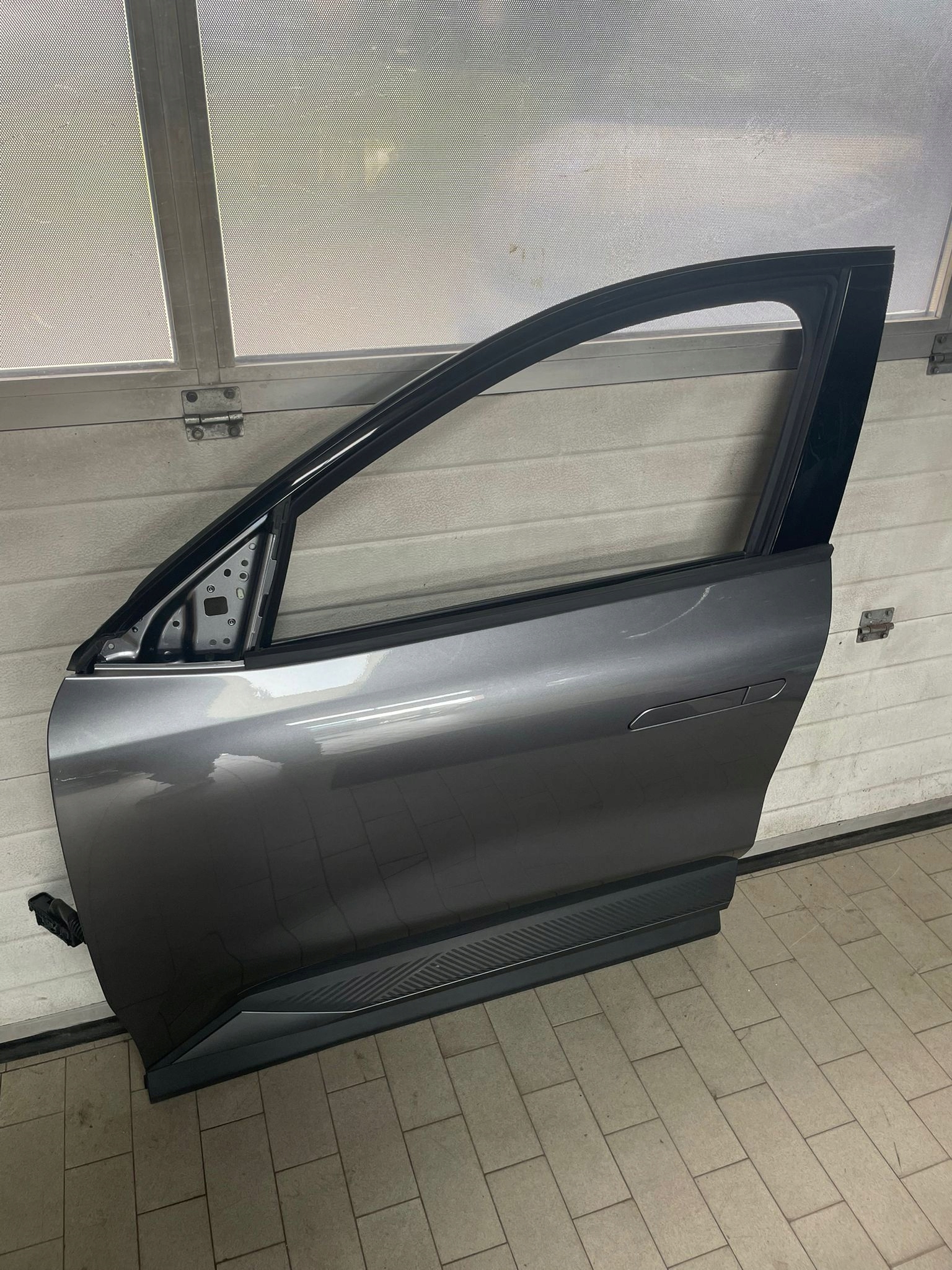 door front left RENAULT SCENIC V BIYUY STAN as new W colour