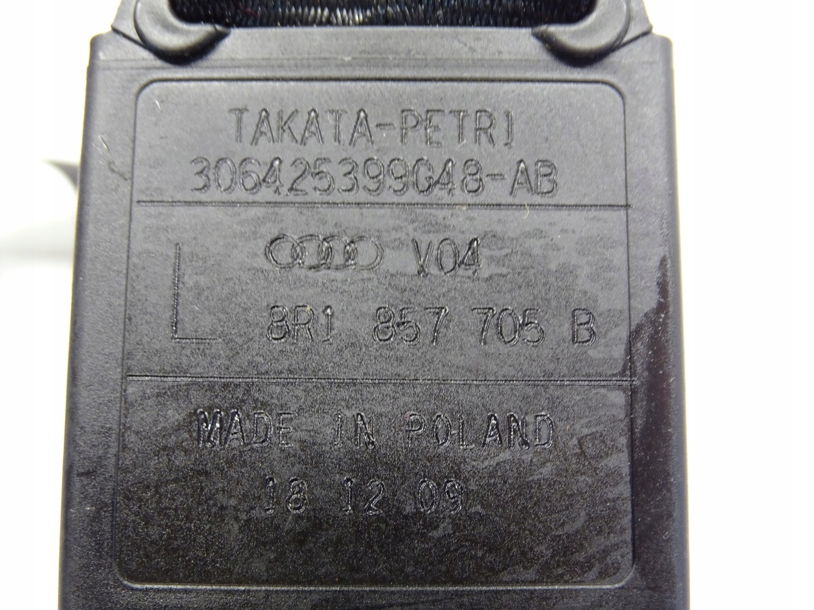 tension belt safety left front front AUDI Q8 8R 8R1857705B