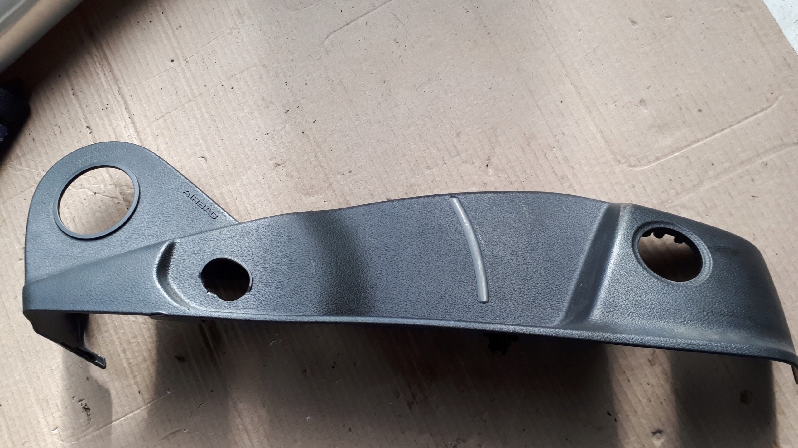 A4 B9 8W Blende Abdeckung SITZ rechts 8W0881326A A5 8W