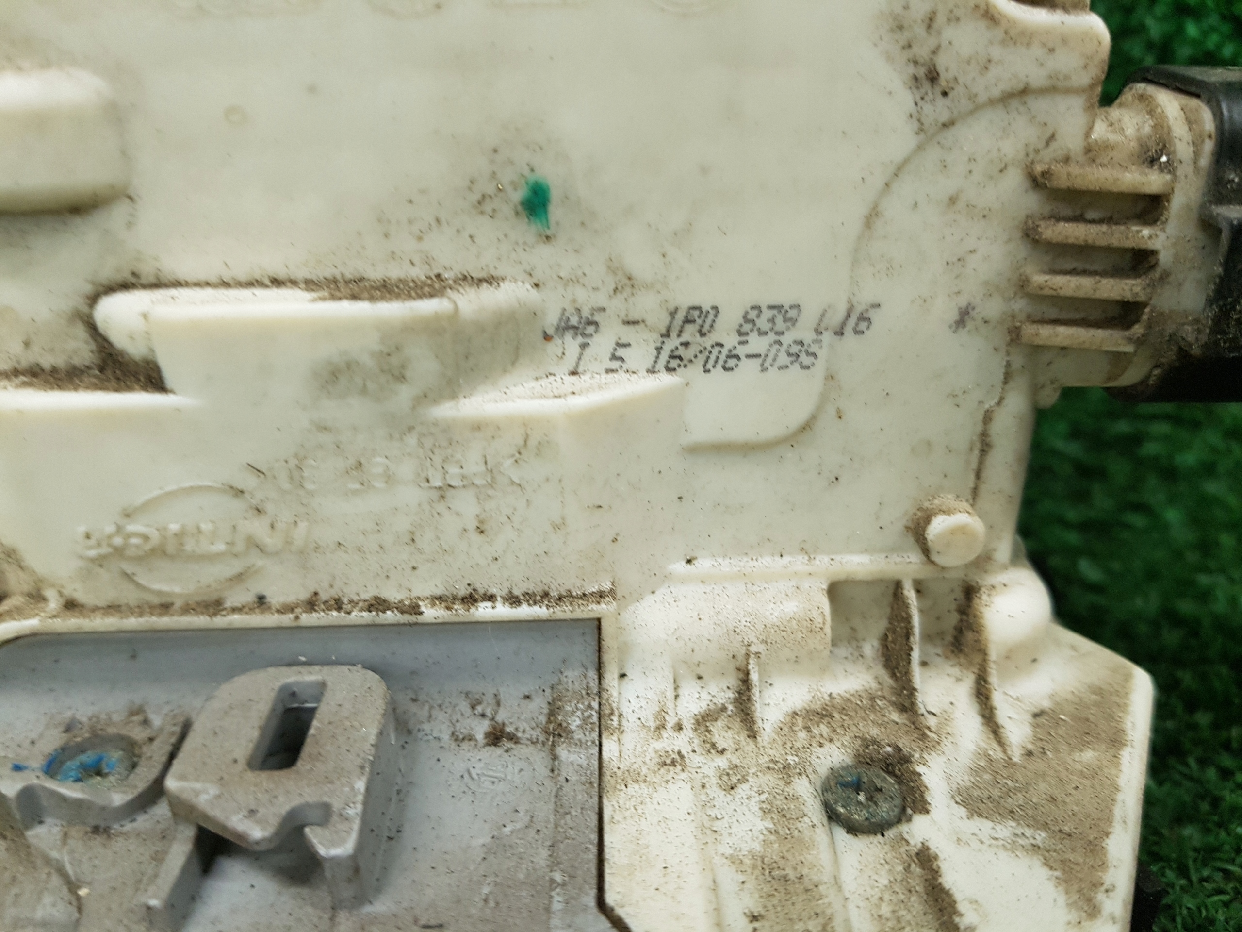 lock door right rear part rear SEAT LEON