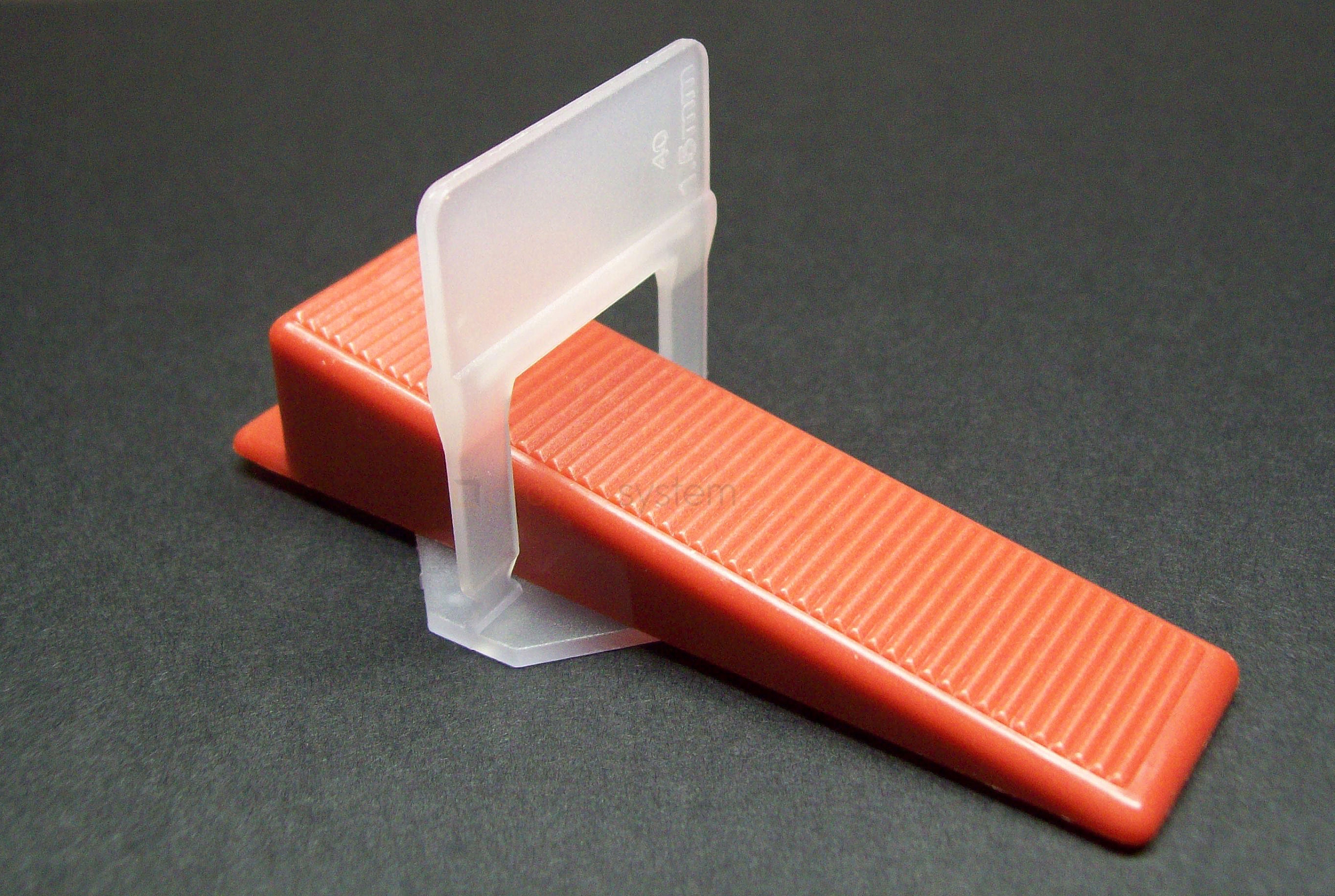 SYSTEM POZIOMOWANIA PŁYTEK 500 x KLIPSY 2mm Kod producenta KL/500-2