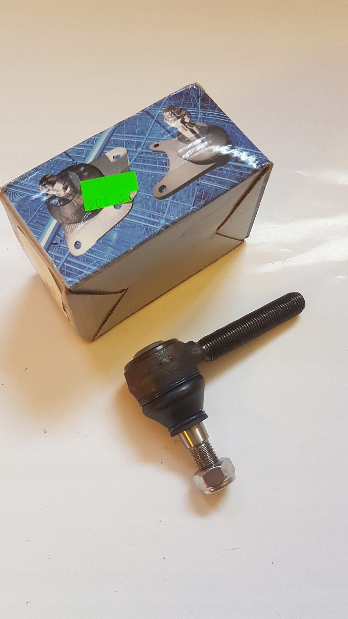 АВТОЗАПЧАСТИНИ