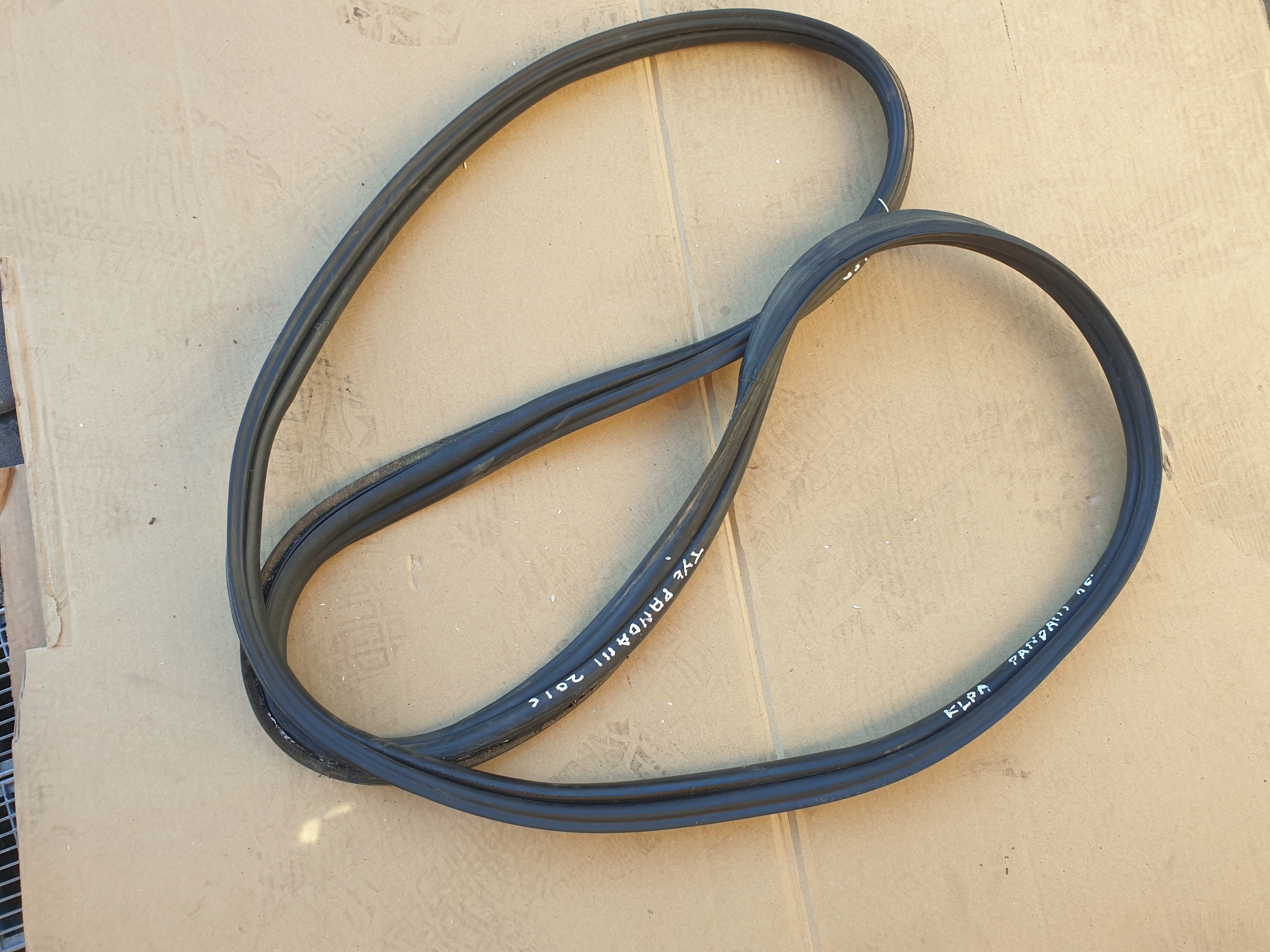 Dichtsatz heckklappe FIAT PANDA III 3 2012
