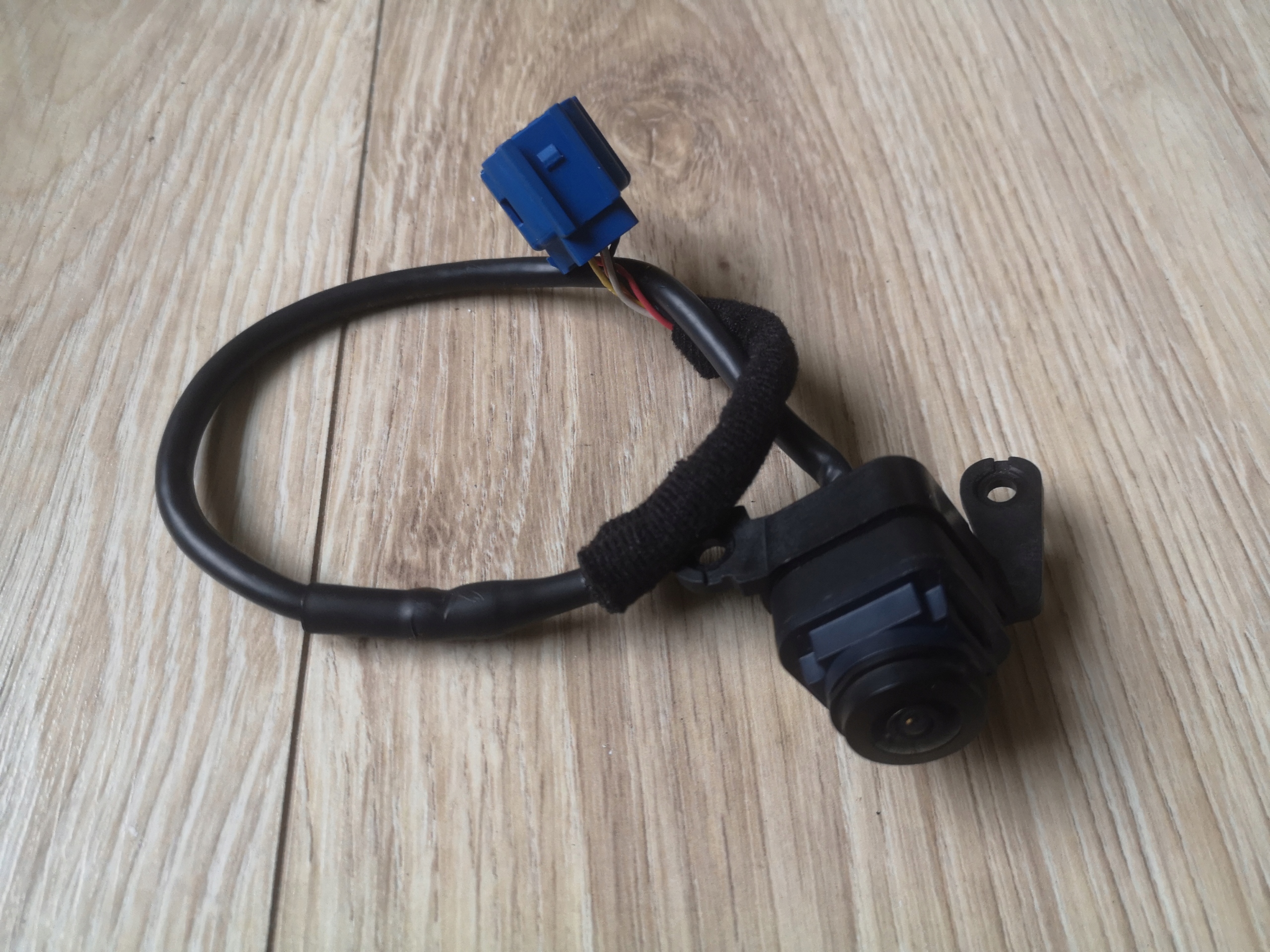 KAMERA TOP VIEW SIDE KIA 99220-F1020 OE