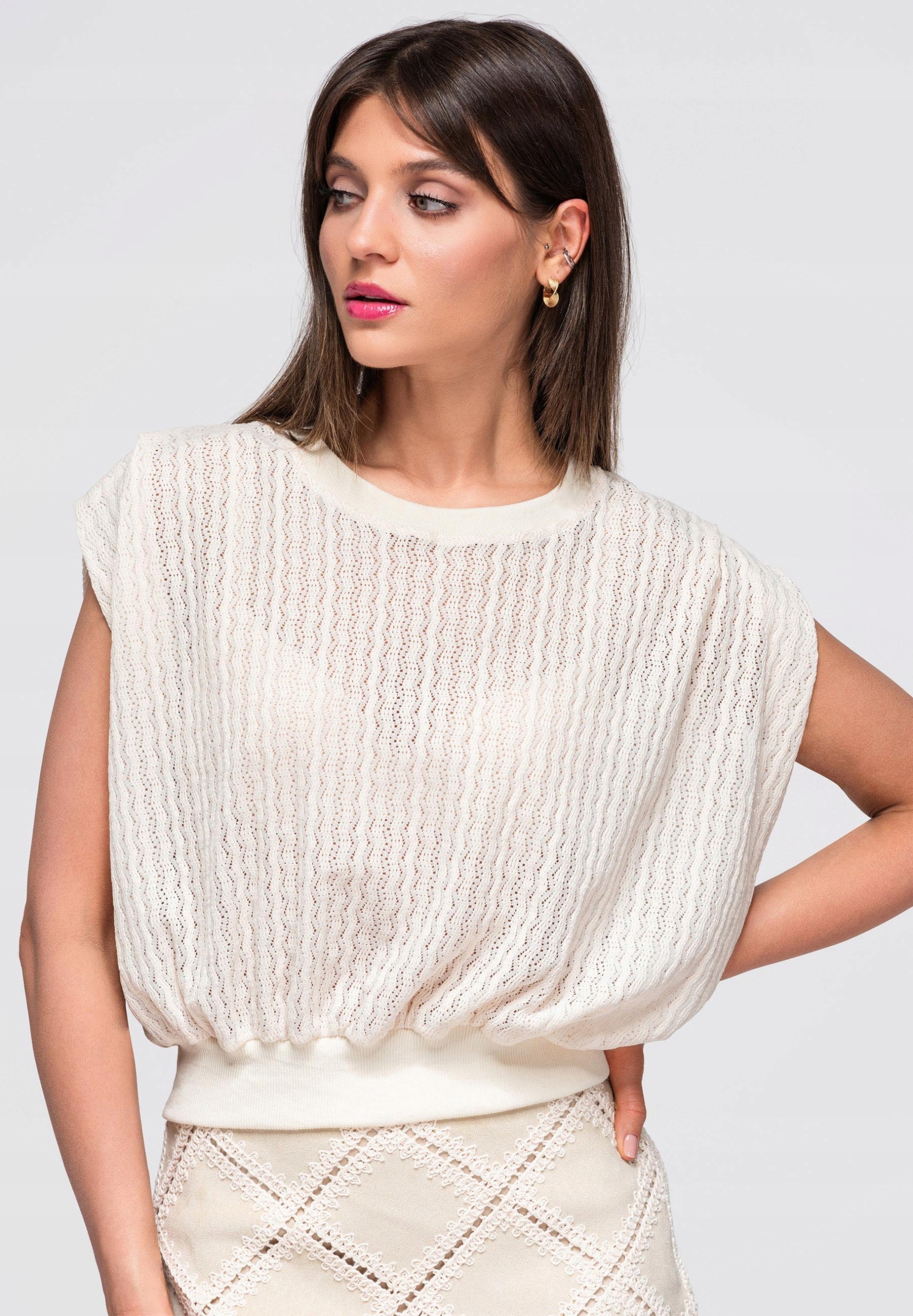 Elegantní tričko krémové OW-TS-E0045 Onesize