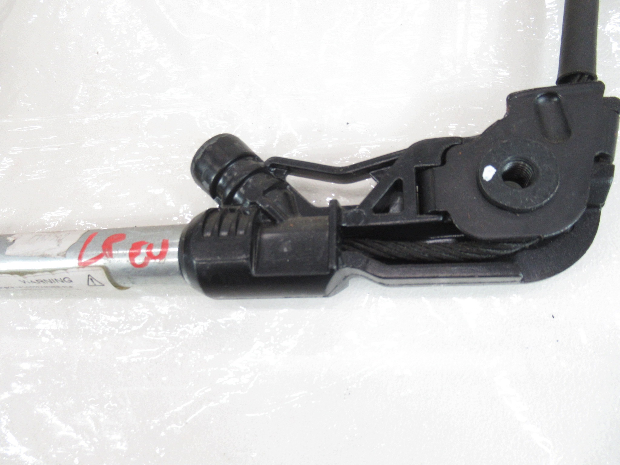 Gurten Sicherheits Spanner links vorne BMW 5 e60 e61 Sedan KOMBI EUROPA