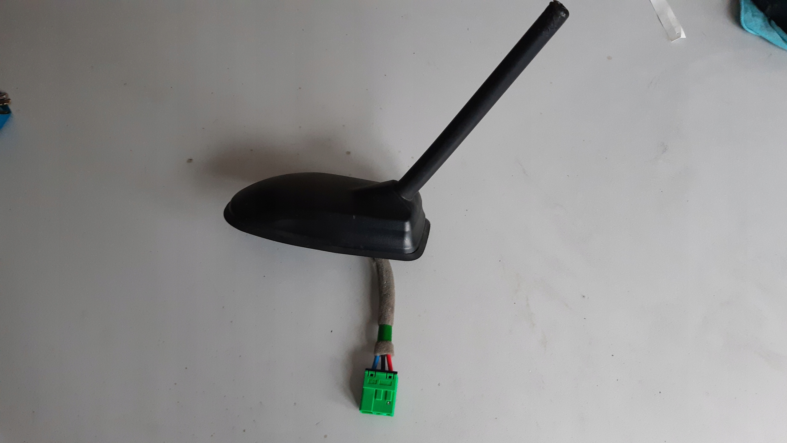 KIA STONIC Rio IV V 20-антена на дах 96200-H8110