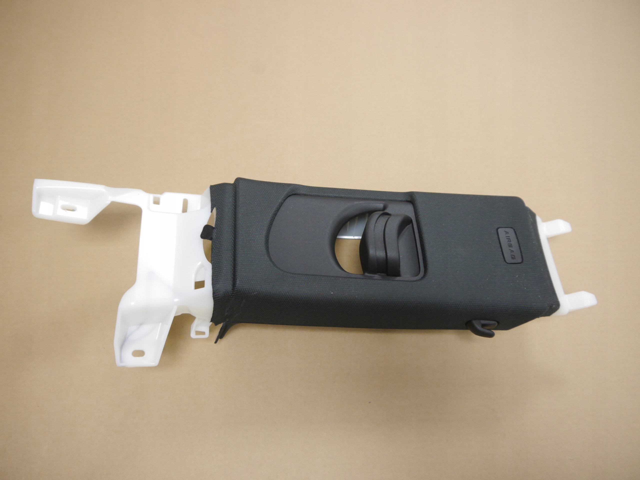 AUDI A5 8W крышка стойки 8W6867244A V48 купе