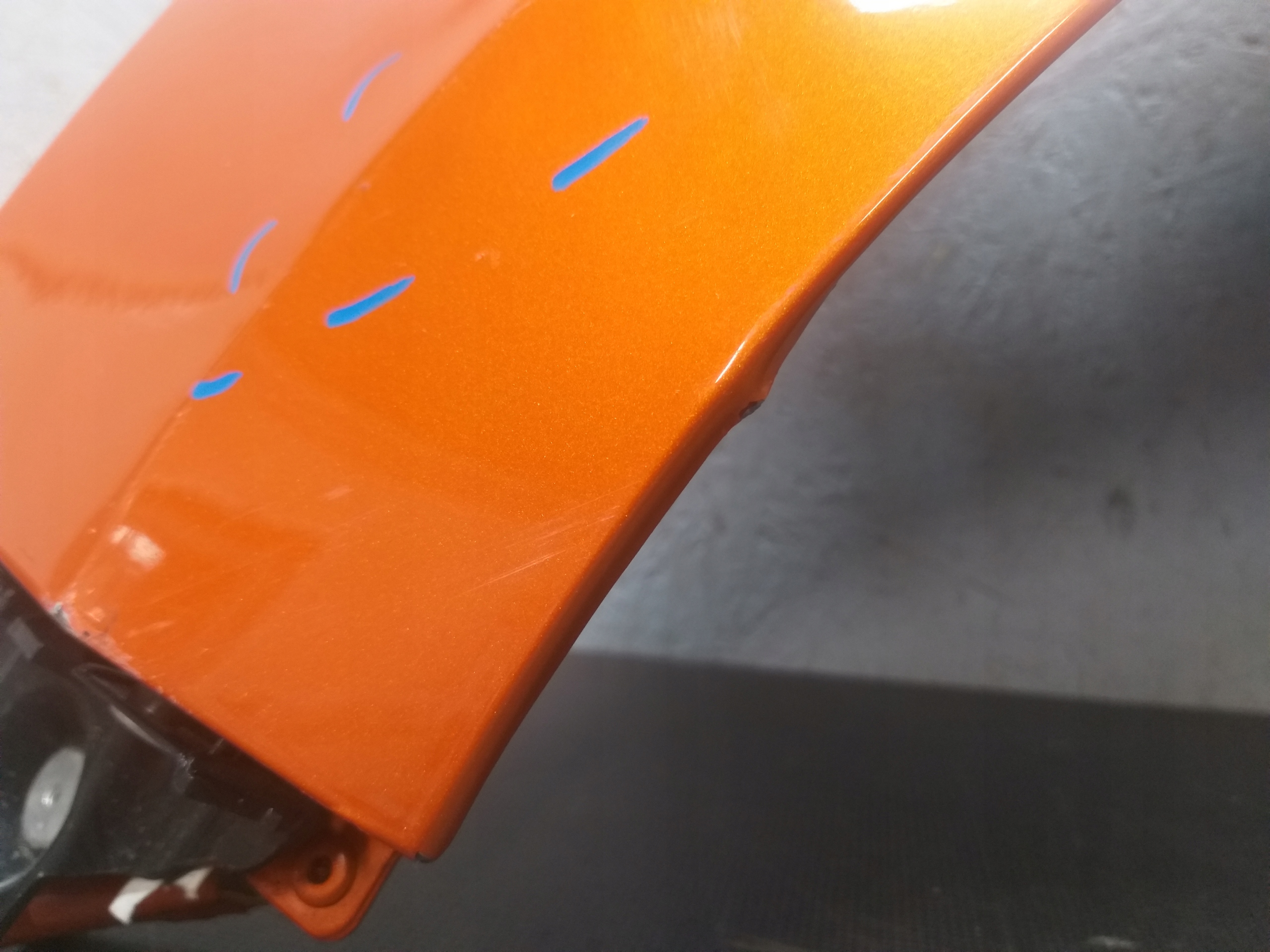 FENDER FRONT LEFT RENAULT CLIO V 5