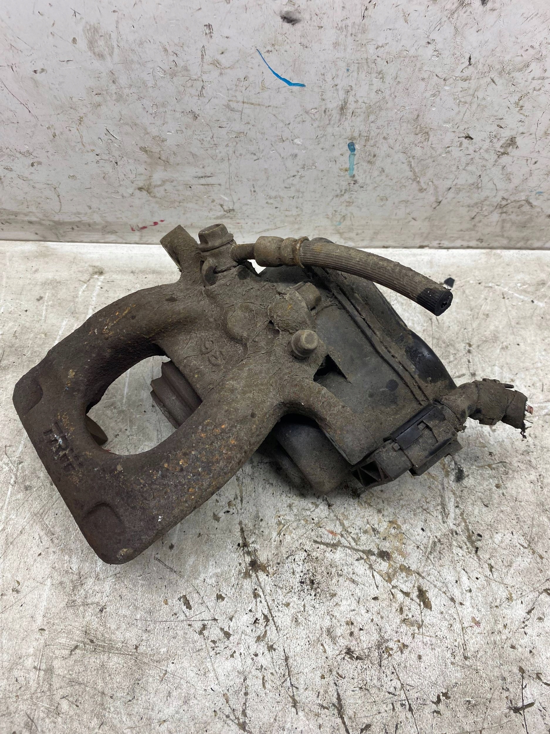 RENAULT KADJAR caliper brake electrical right rear part rear 32353310C