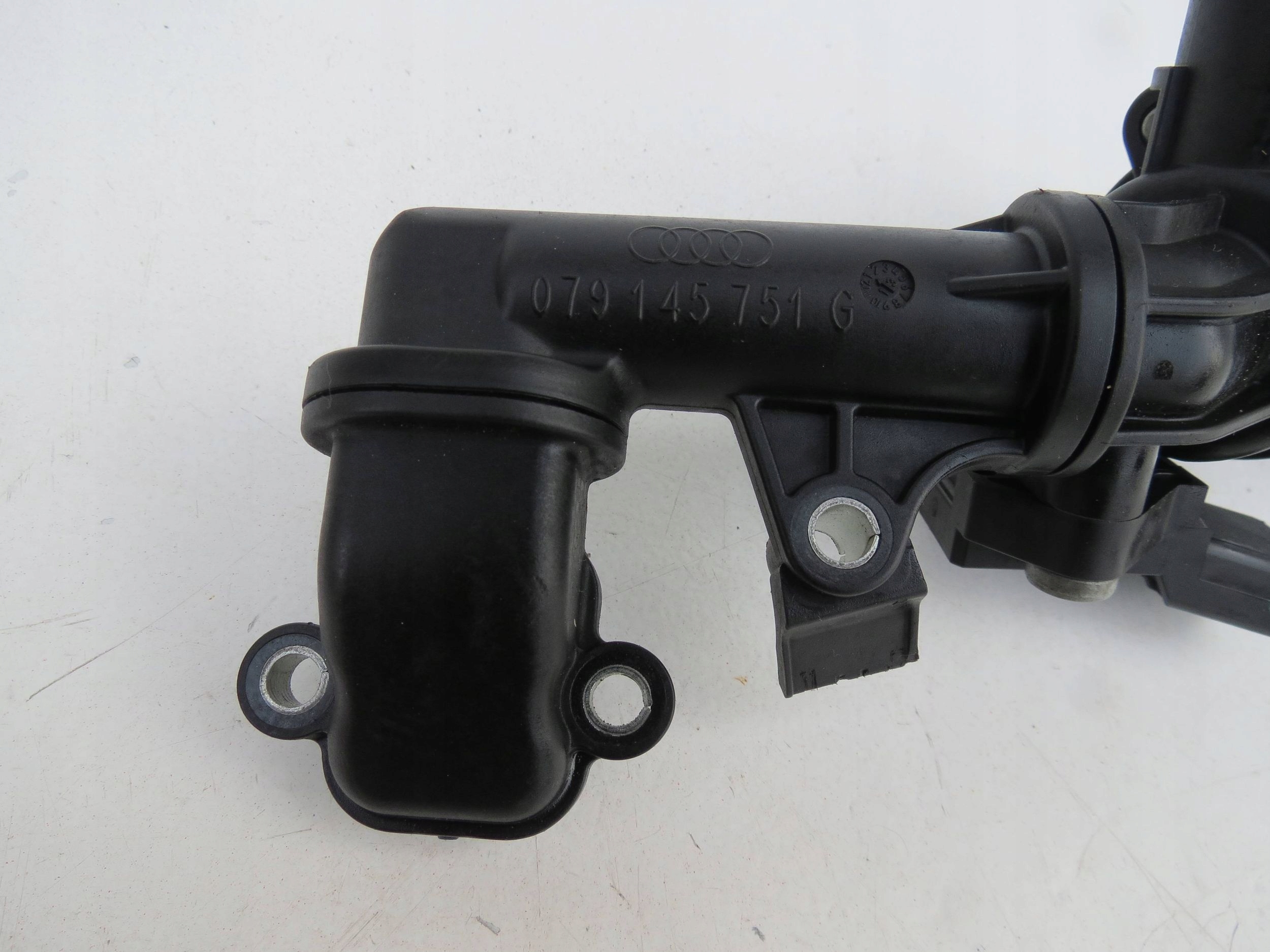 ELEKTOZAWOR AUDI 4.0 TFSI 079145751G