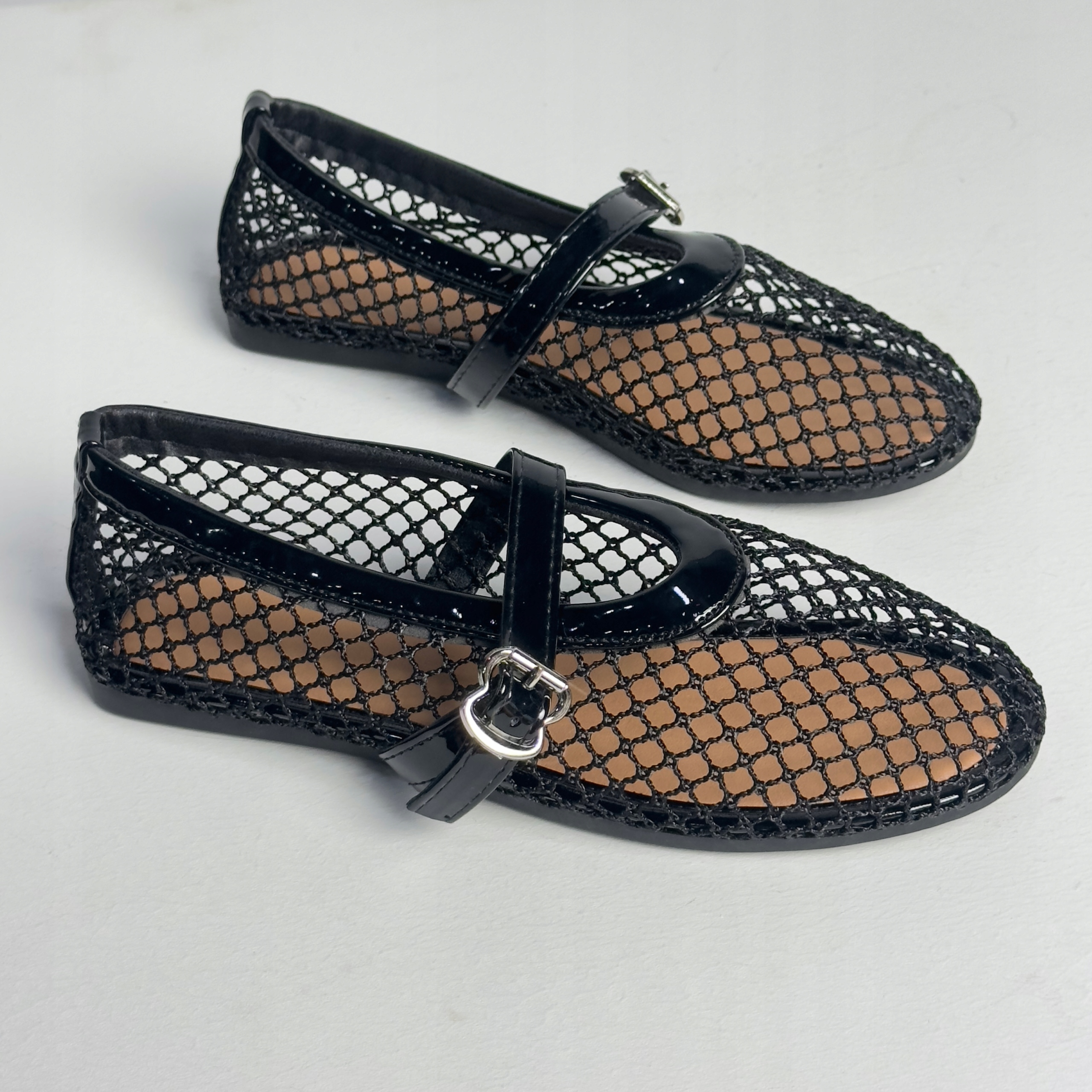 Balerinki Siateczka Lakierowane Paski 38 - 37