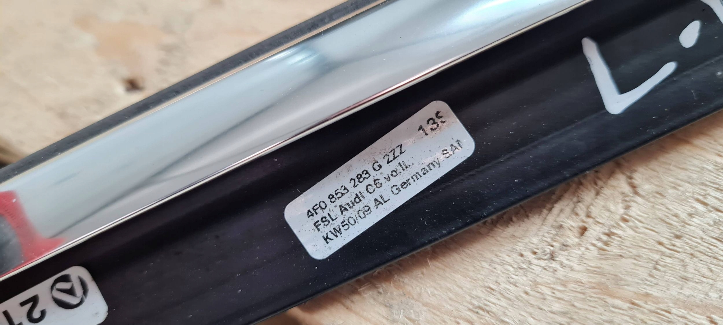 A6 C6 LIFT moulding door dust left left front CHROM 4F0853283G