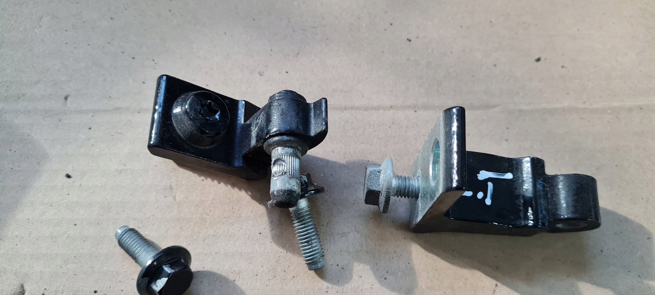 A4 B8 LIFT Scharnier scharniere Tür links links heck KOMPLET LY9B