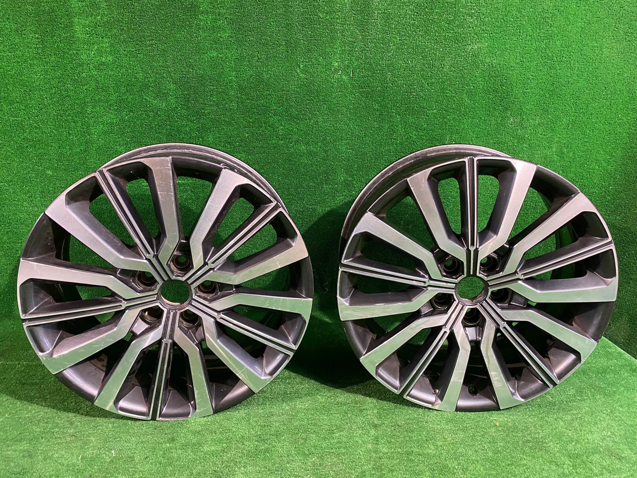 disc RENAULT 19” 8J ET49