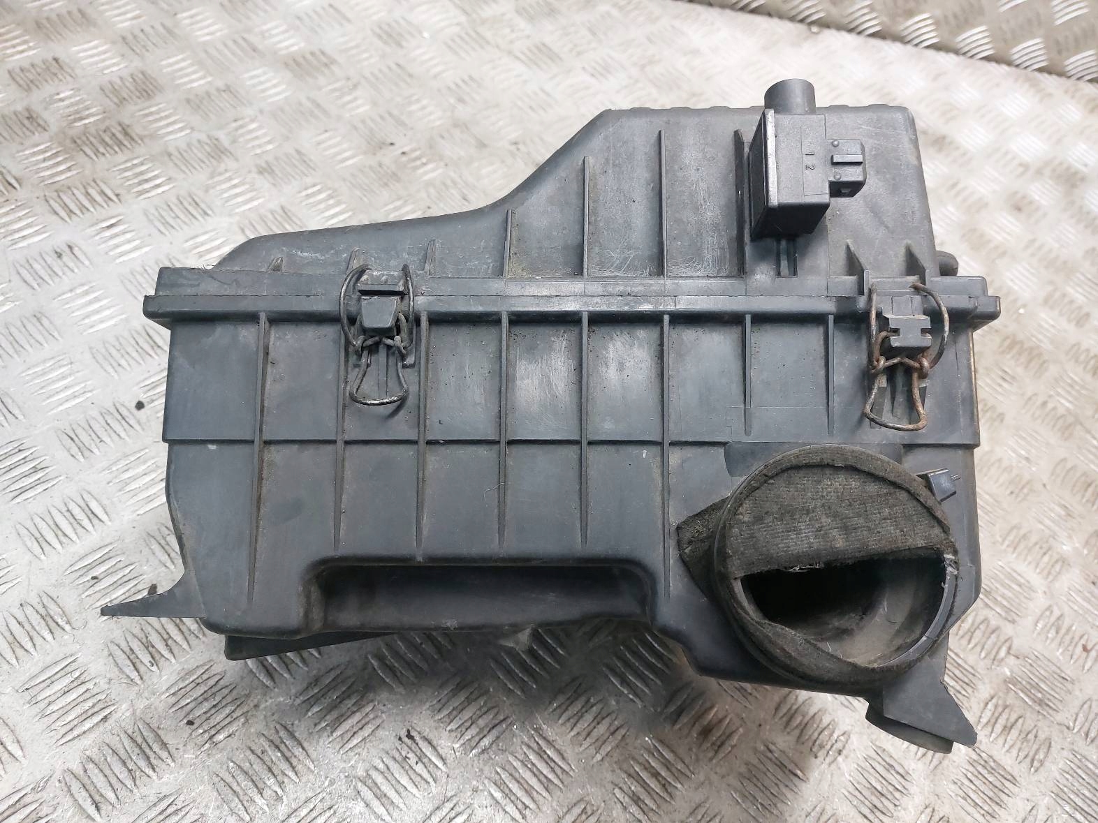 Luftmassenmesser + Gehäuse filter luft VOLKSWAGEN PASSAT B3 037906301B