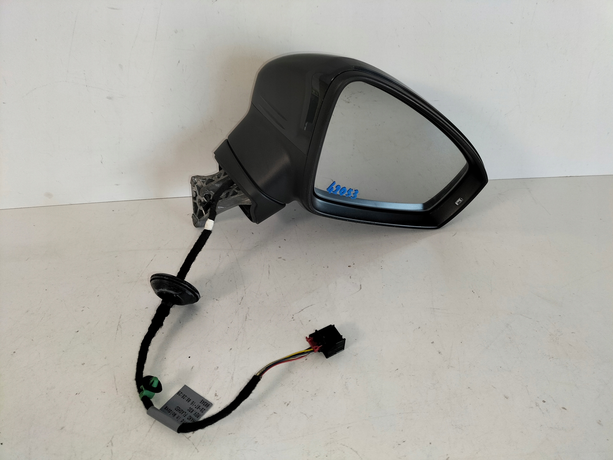 mirror right electrics VW TIGUAN II 16