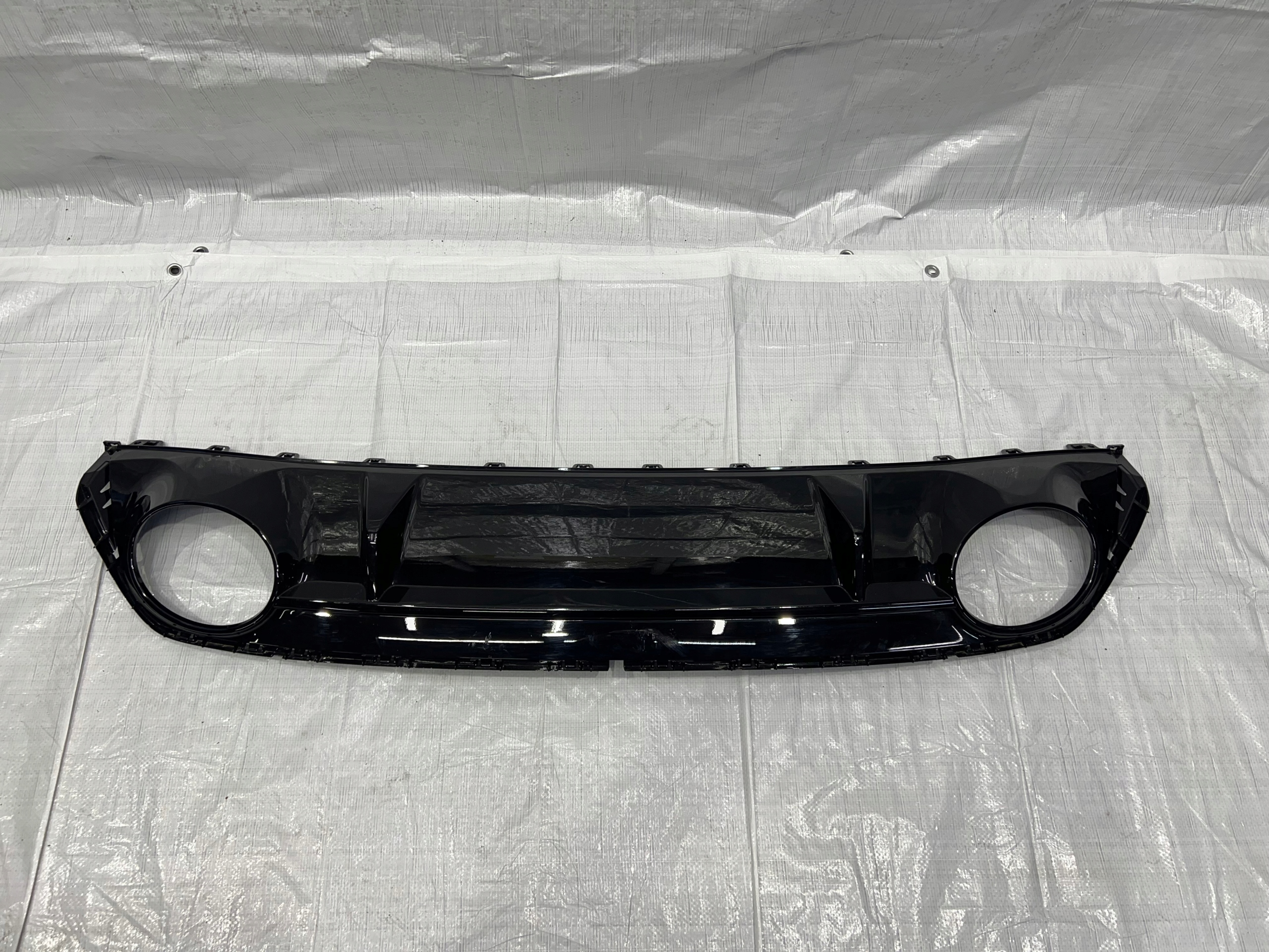 диффузор Audi RS3 A3 8Y0807521 LY9T