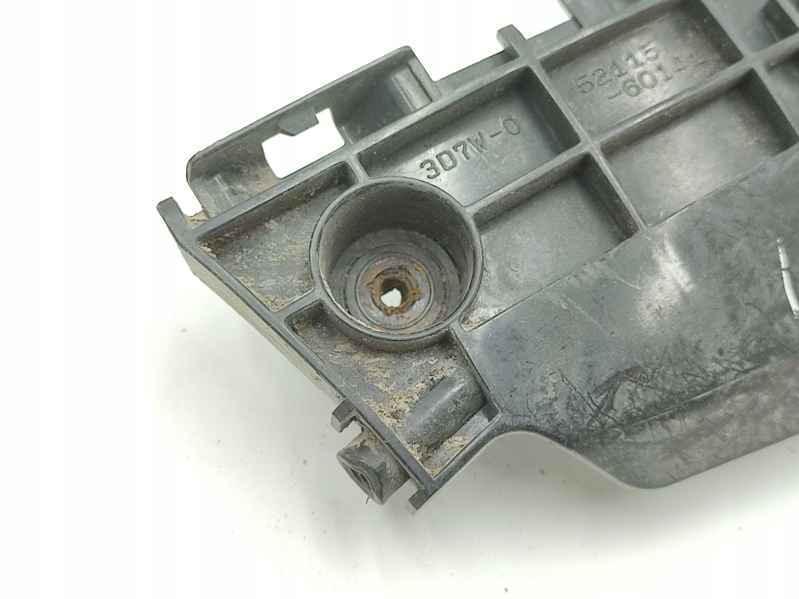 bumper bracket right front TOYOTA LAND CRUISER / 52115-60141