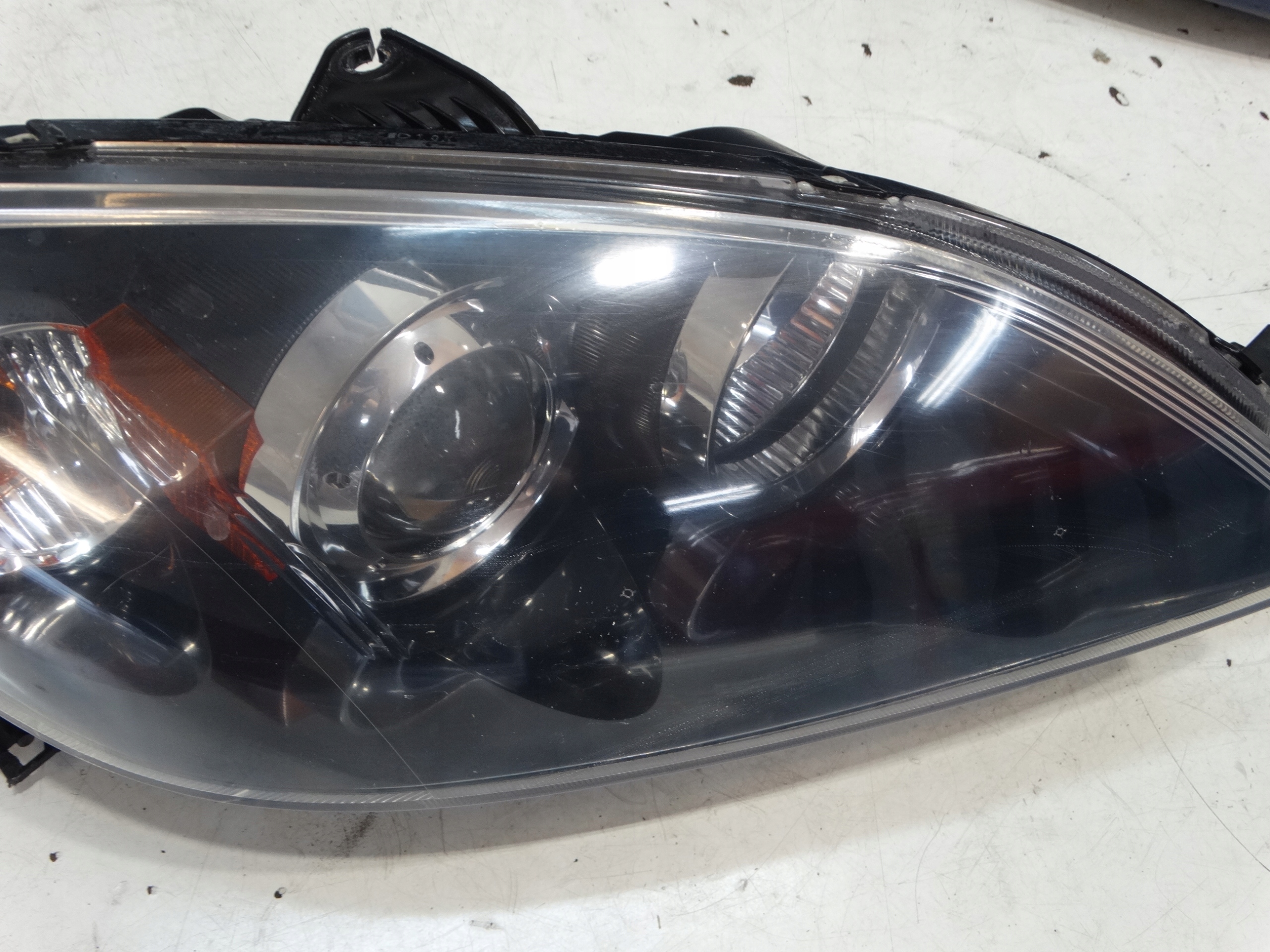 REFLEKTOR light right front MAZDA 3 STANLEY P2951