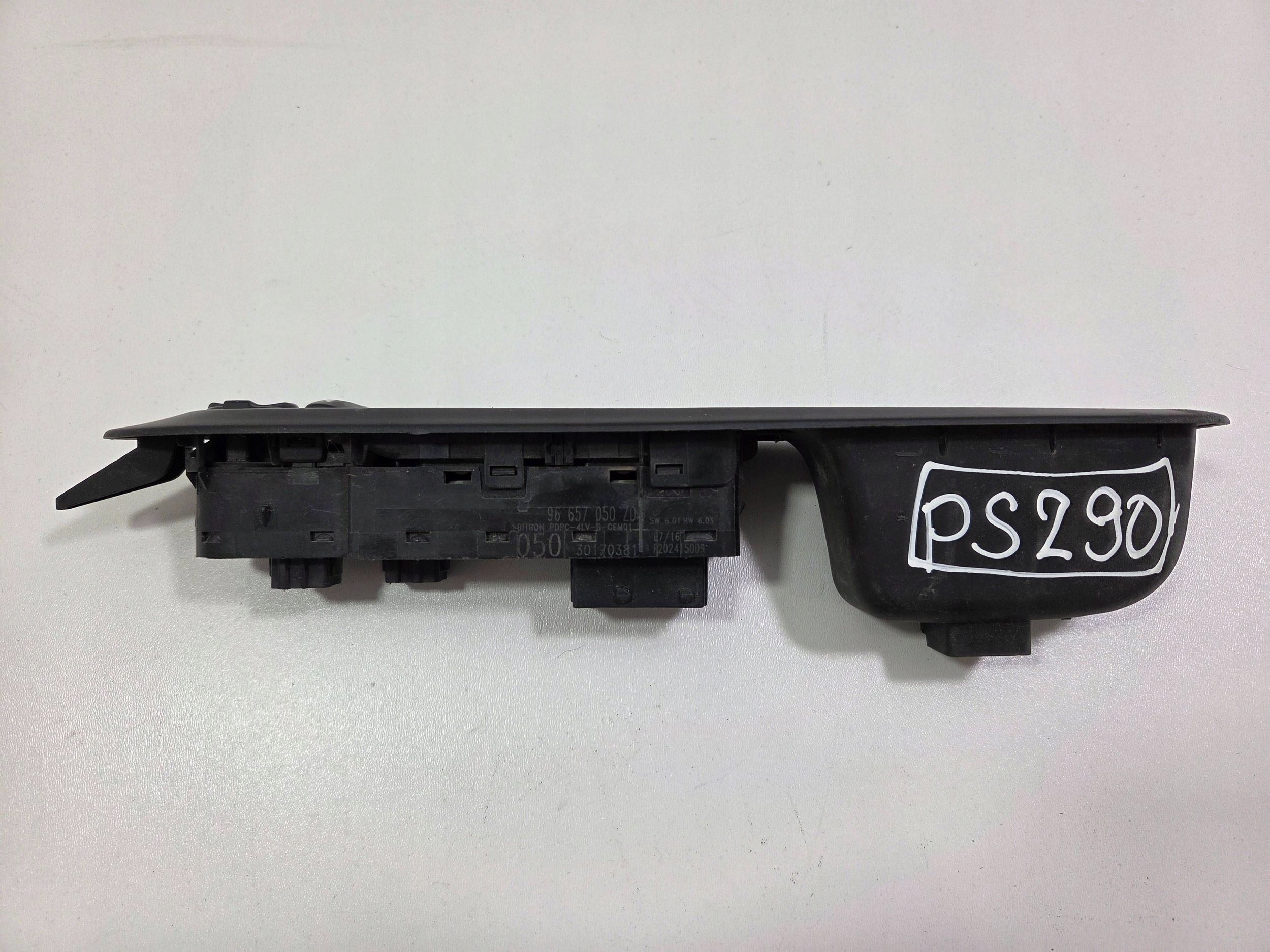 Citroen C4 II window control switch 96657050ZD (PS290)