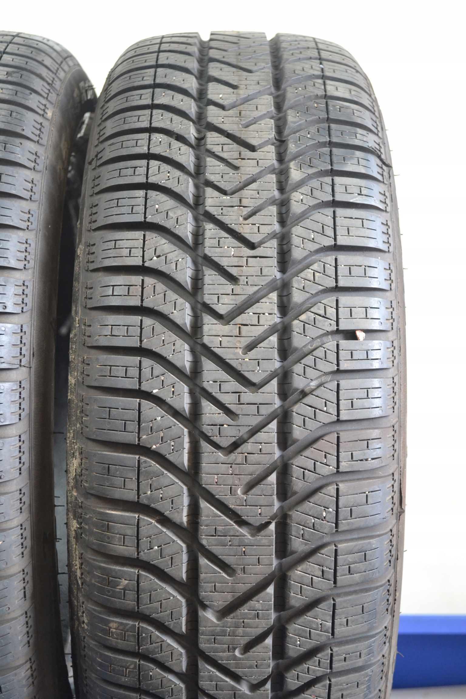 195/55R16 87H PIRELLI SNOWCONTROL SERIE 3 RFT x2szt 7813z Sezon zimowe
