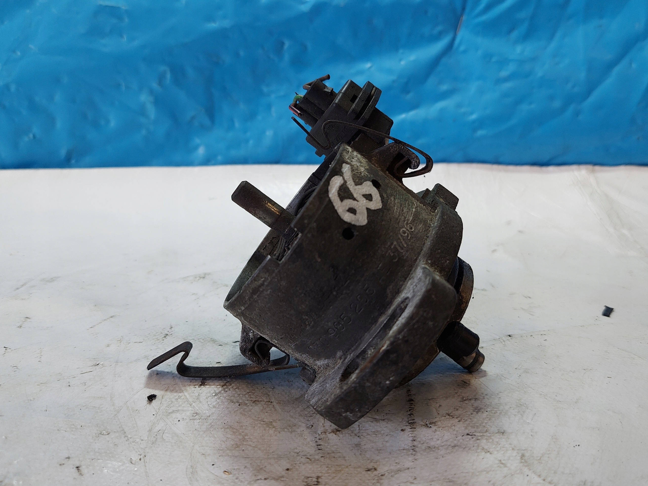 APARAT ignition VW POLO 6N 1.0 B 030905205AE