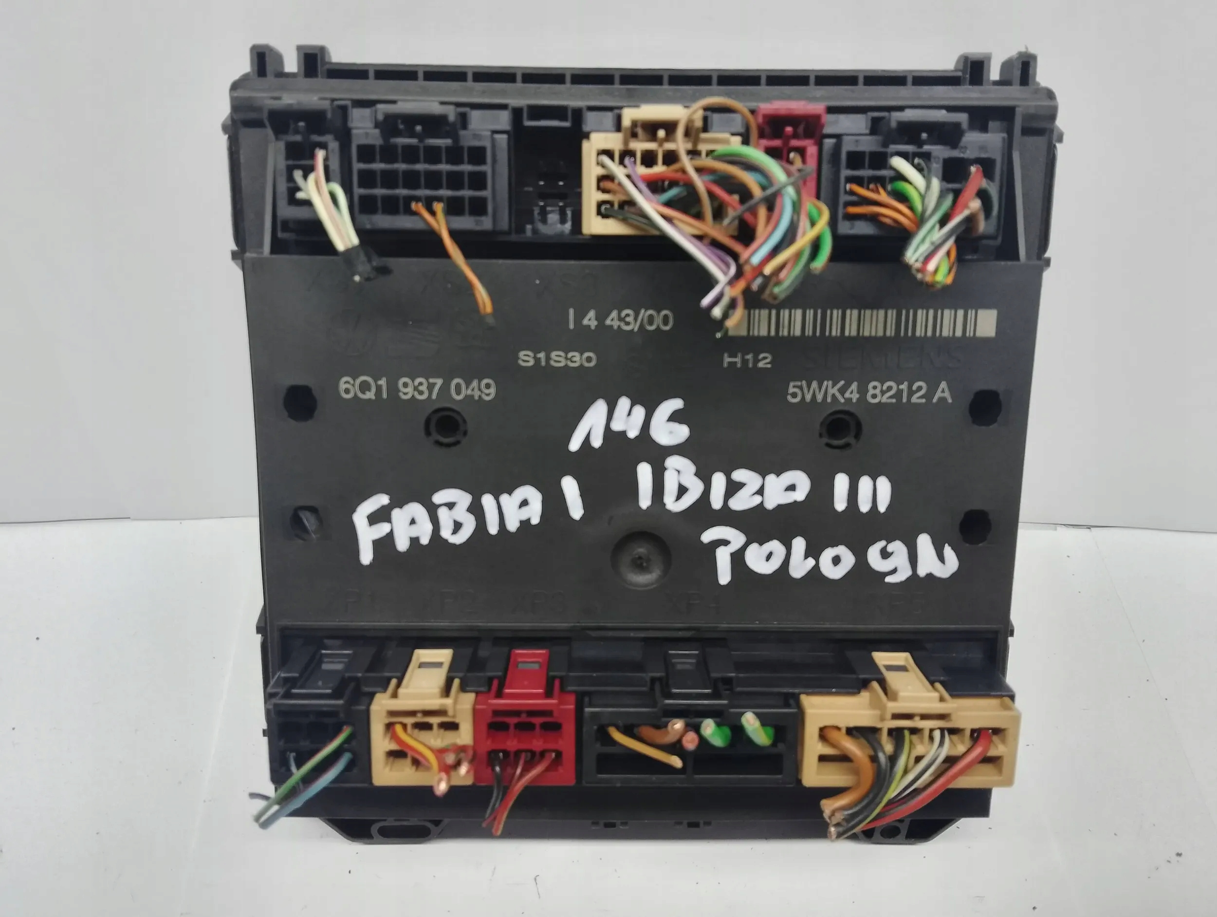 compartment control unit module komfort Volkswagen Polo 9N 6Q1937049 5WK48212A