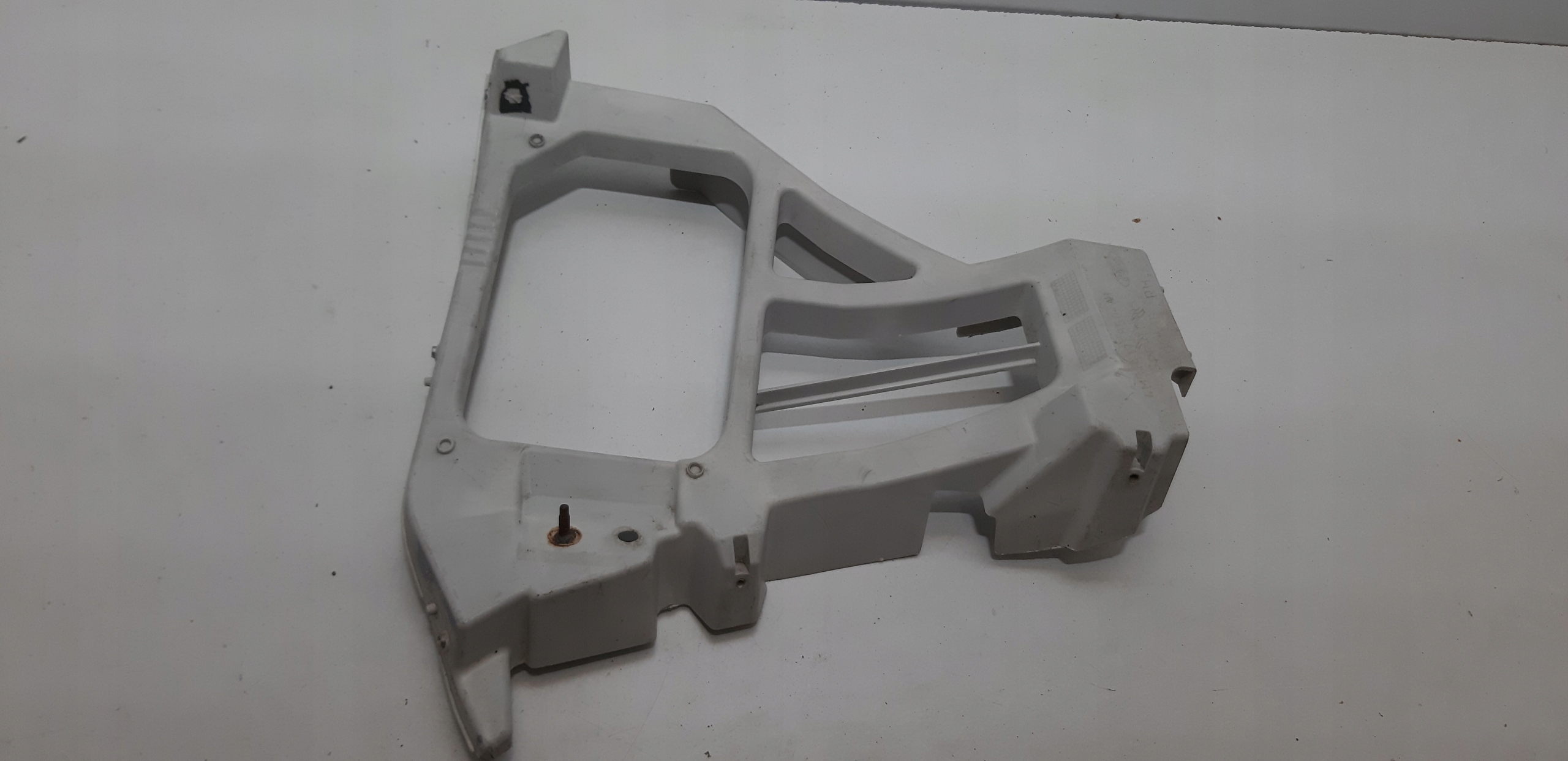 FORD FOCUS MK2 ST LIFT HATCHBACK HB 07-11 support holder bumper right rear part
