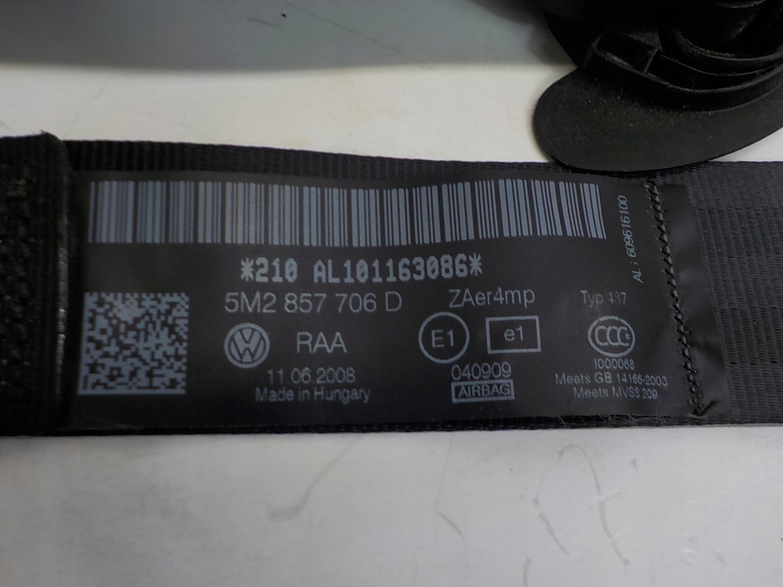 VW GOLF PLUS Gurten Sicherheits rechts 5M2857706D 609629400