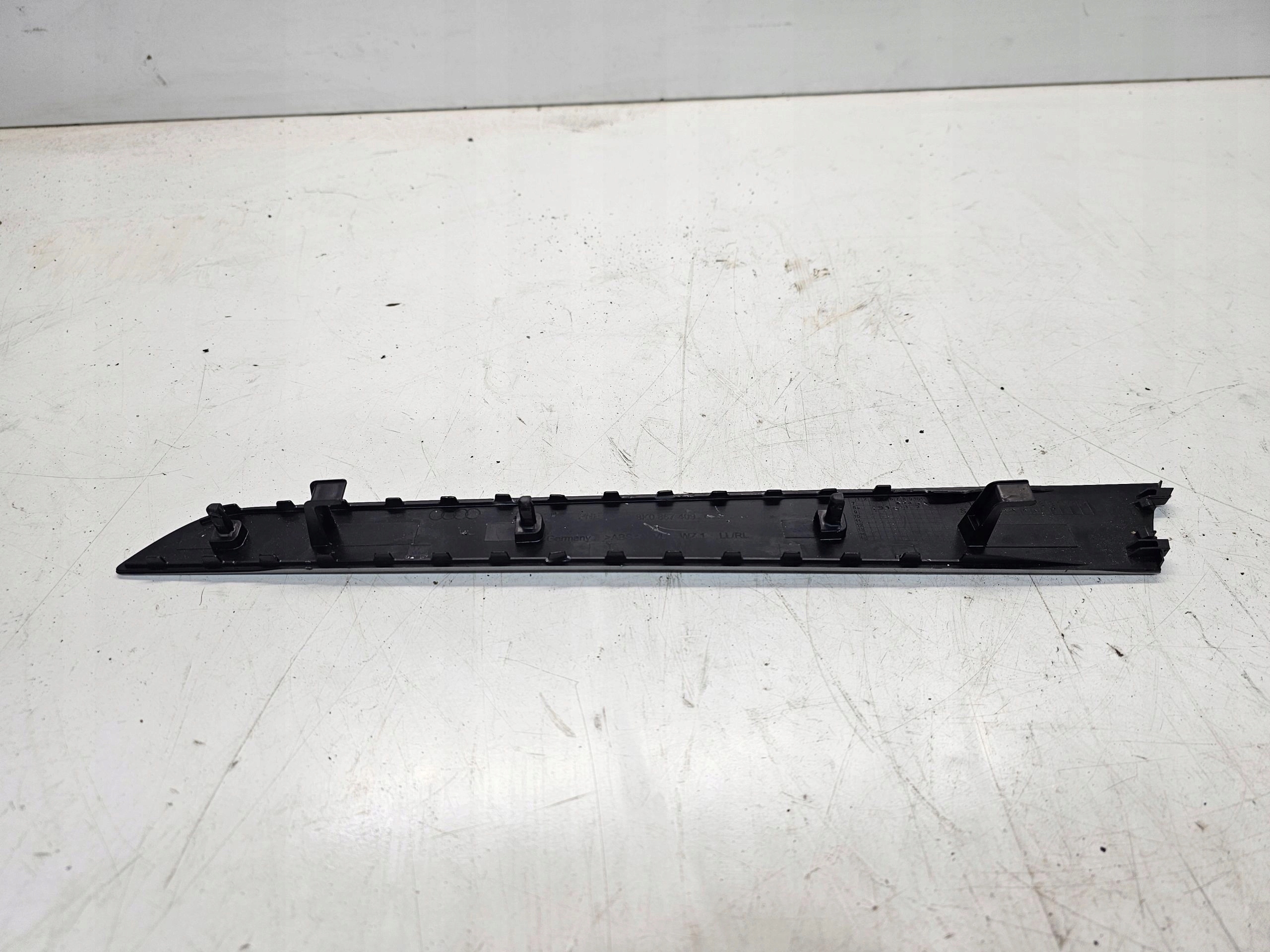 DEKOR door left front AUDI A4 B8 8K0867409 grey